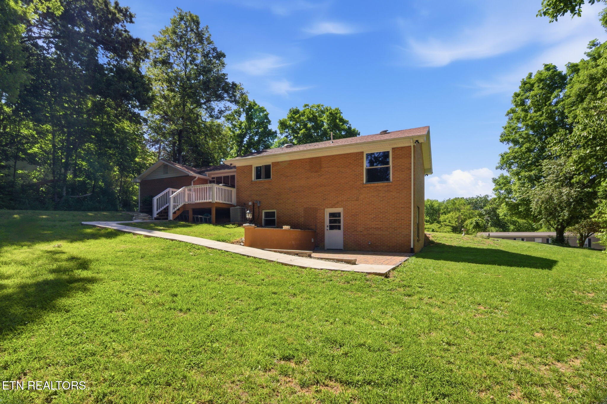 3012 Sinking Springs Road Knoxville TN 37914