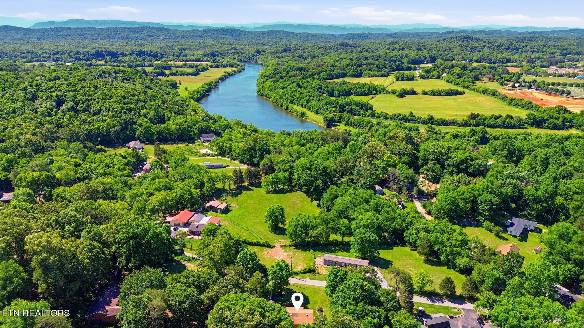 3012 Sinking Springs Road Knoxville TN 37914