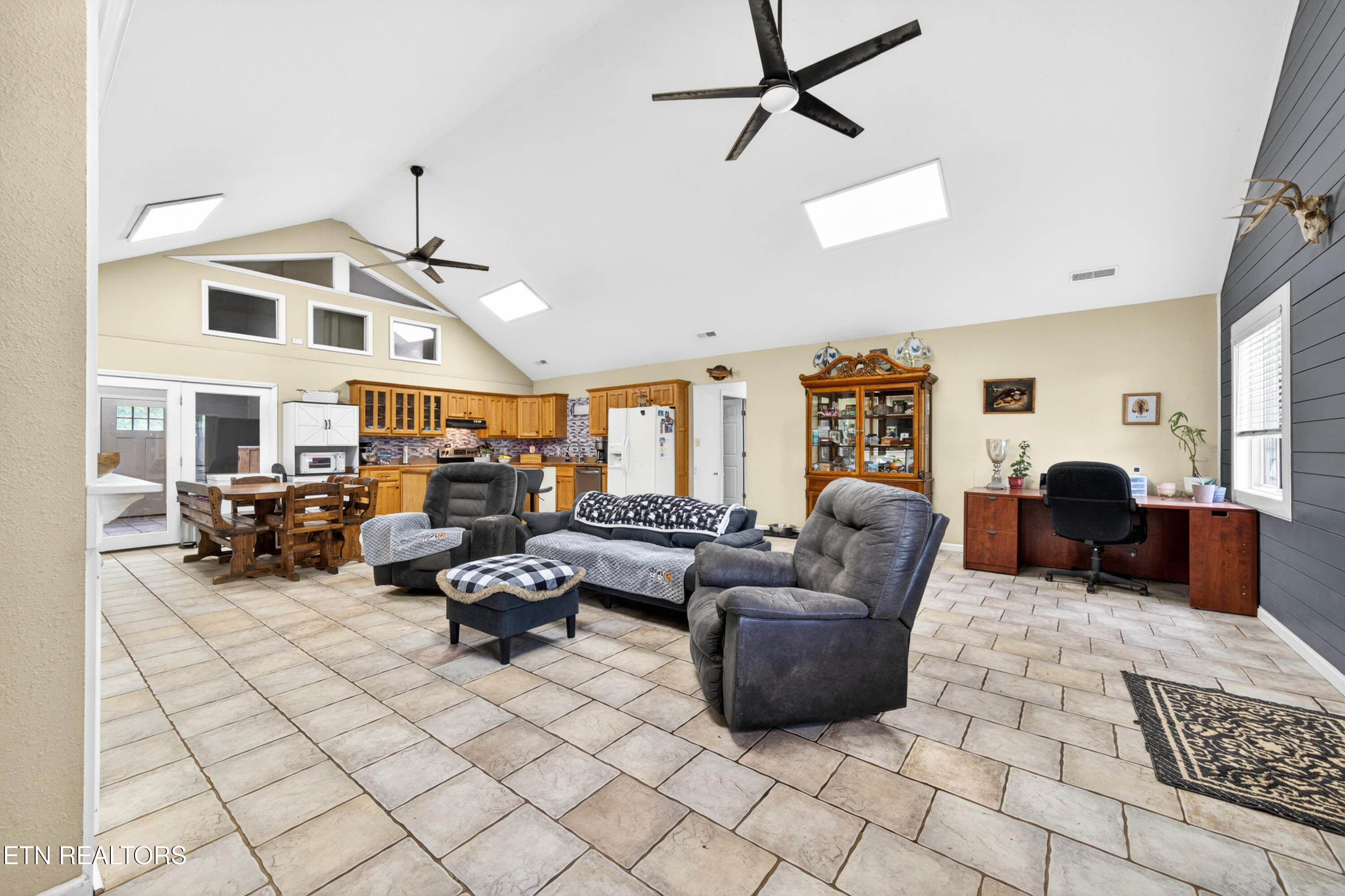 16588 Highway 70 Monterey TN 38574
