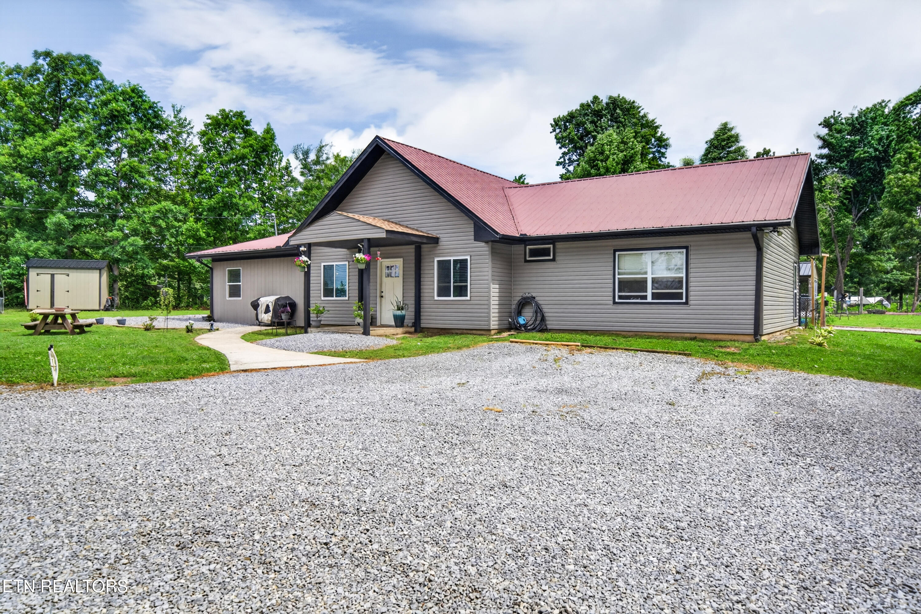16588 Highway 70 Monterey TN 38574