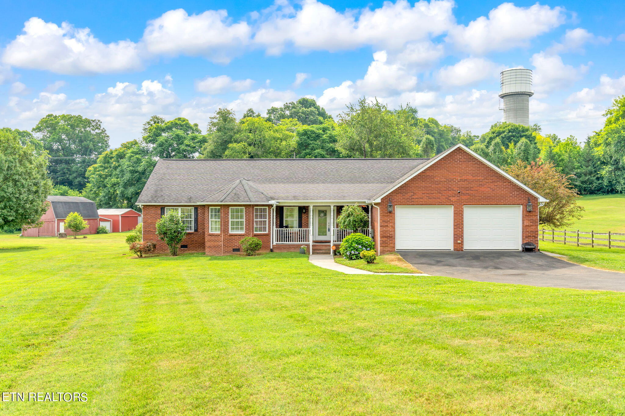 1959 Big Buck Lane Sevierville TN 37876