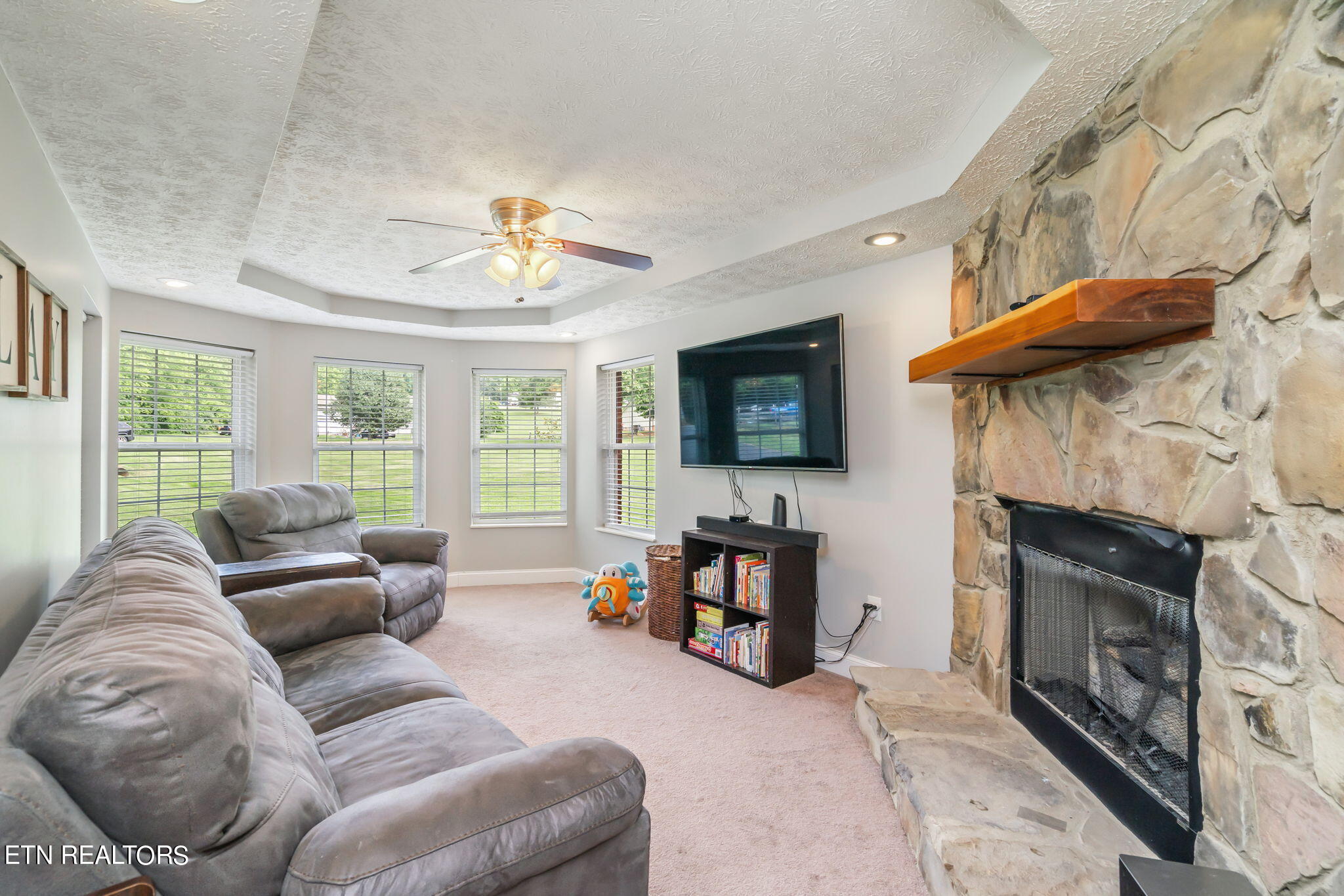 1959 Big Buck Lane Sevierville TN 37876