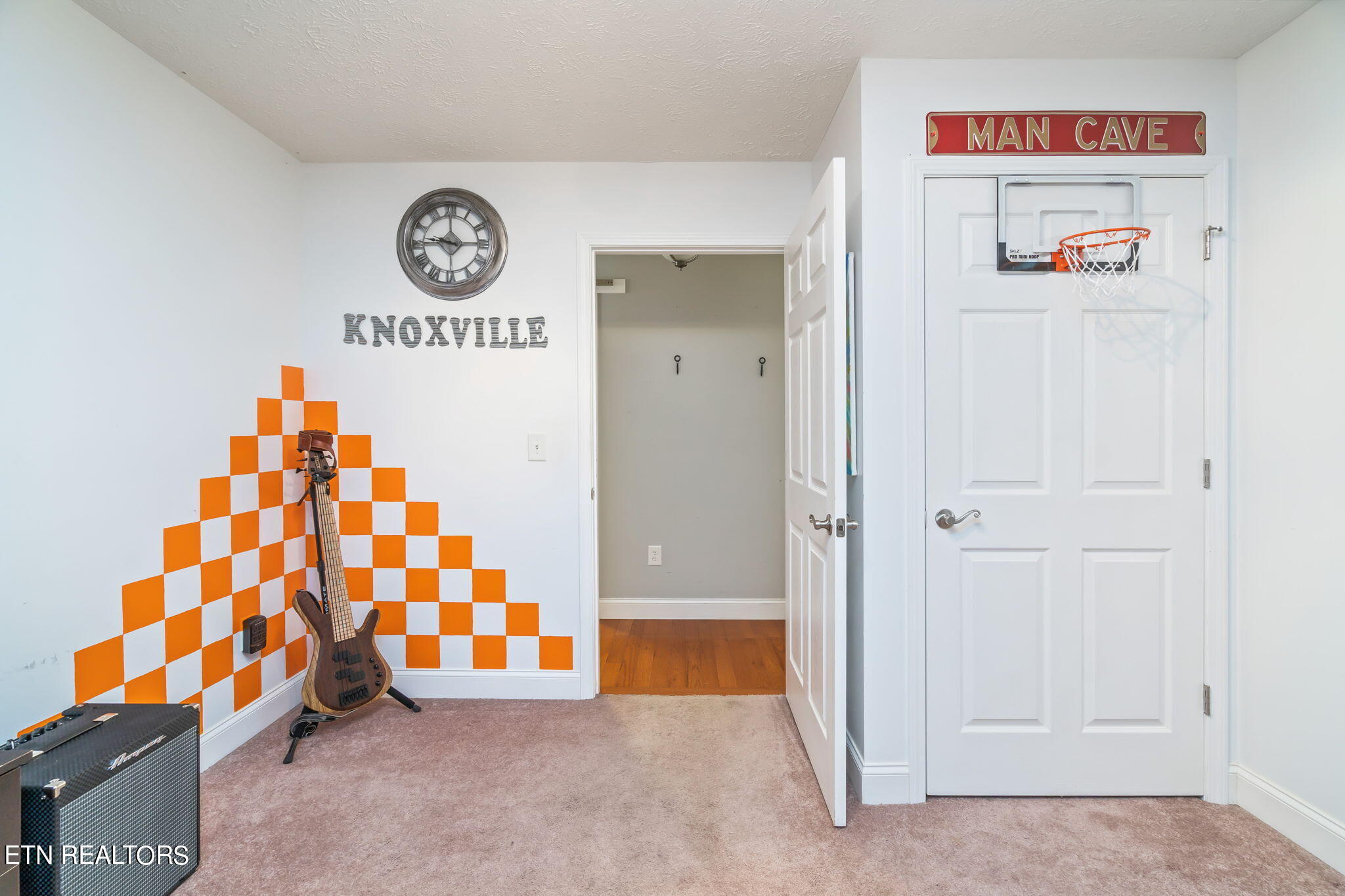 1959 Big Buck Lane Sevierville TN 37876