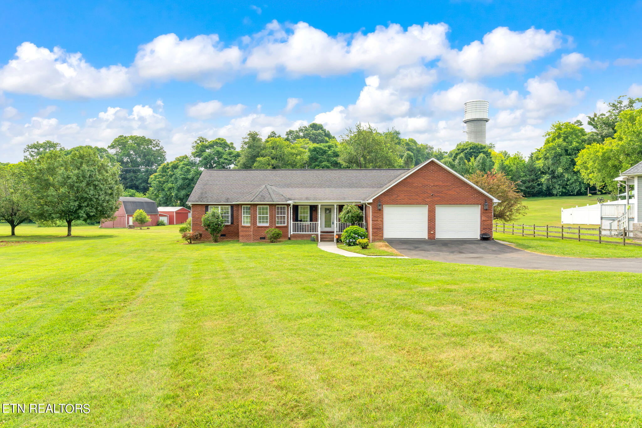 1959 Big Buck Lane Sevierville TN 37876