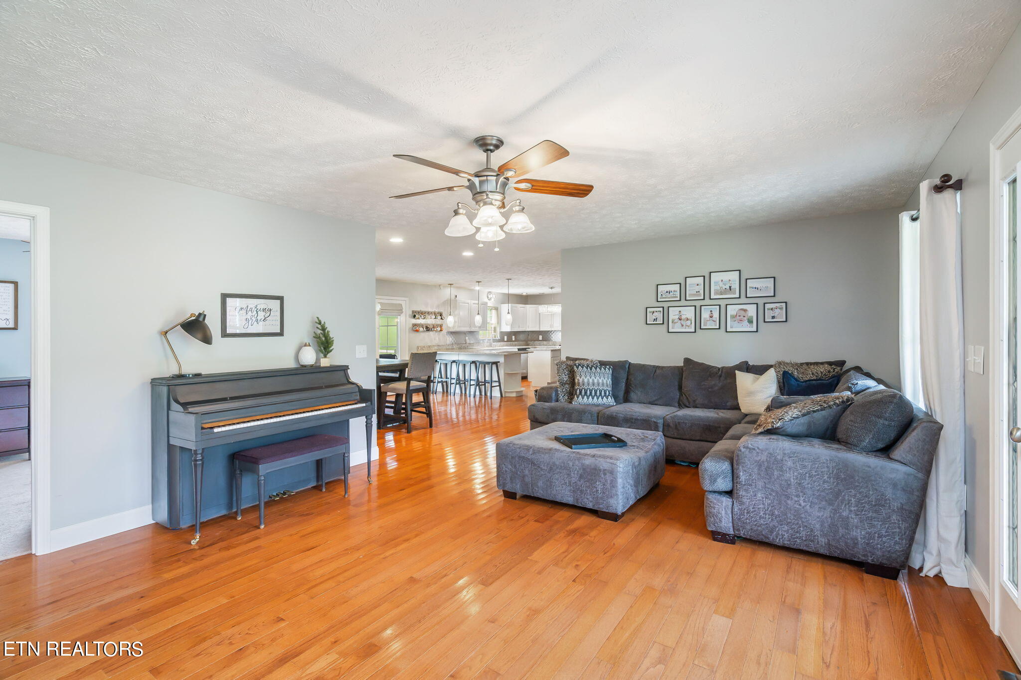 1959 Big Buck Lane Sevierville TN 37876