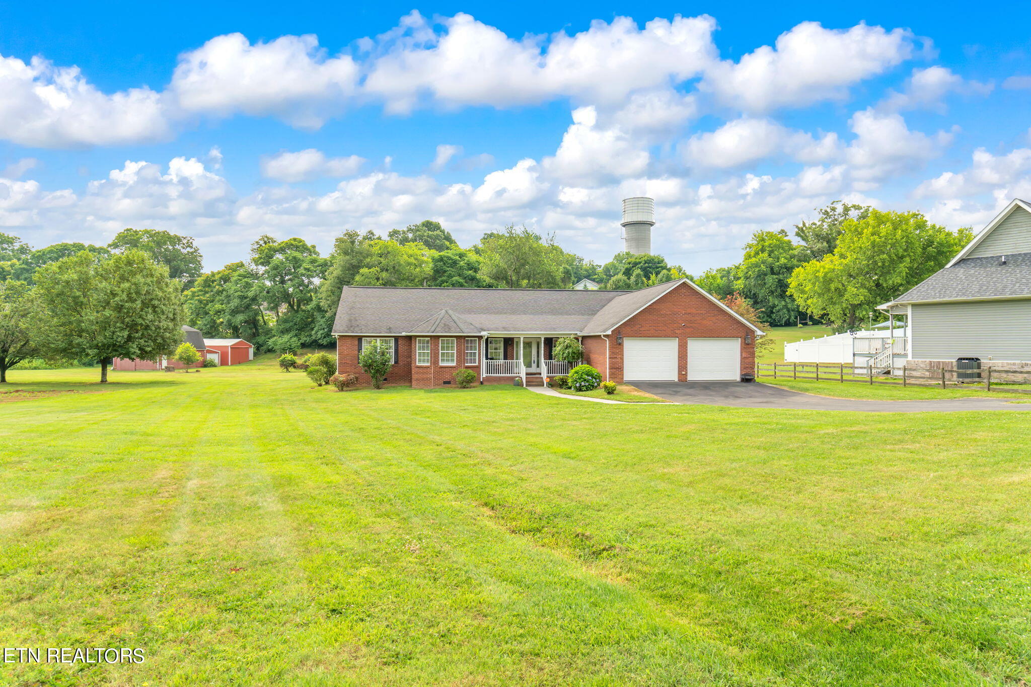 1959 Big Buck Lane Sevierville TN 37876