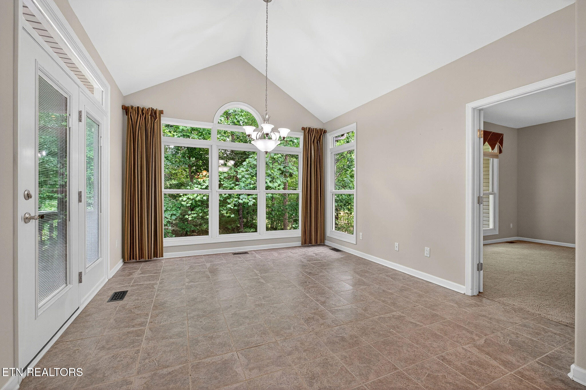 123 Lafayette Point Fairfield Glade TN 38558
