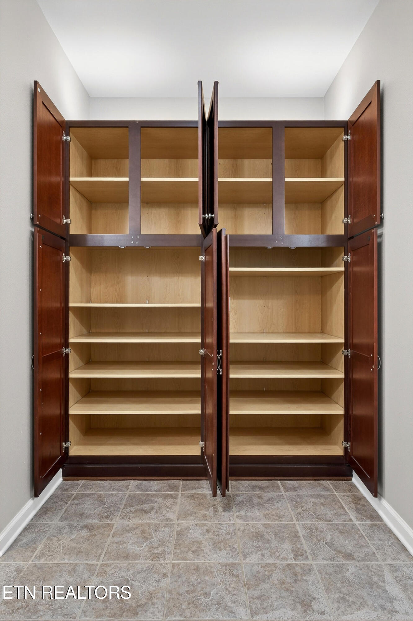 123 Lafayette Point Fairfield Glade TN 38558
