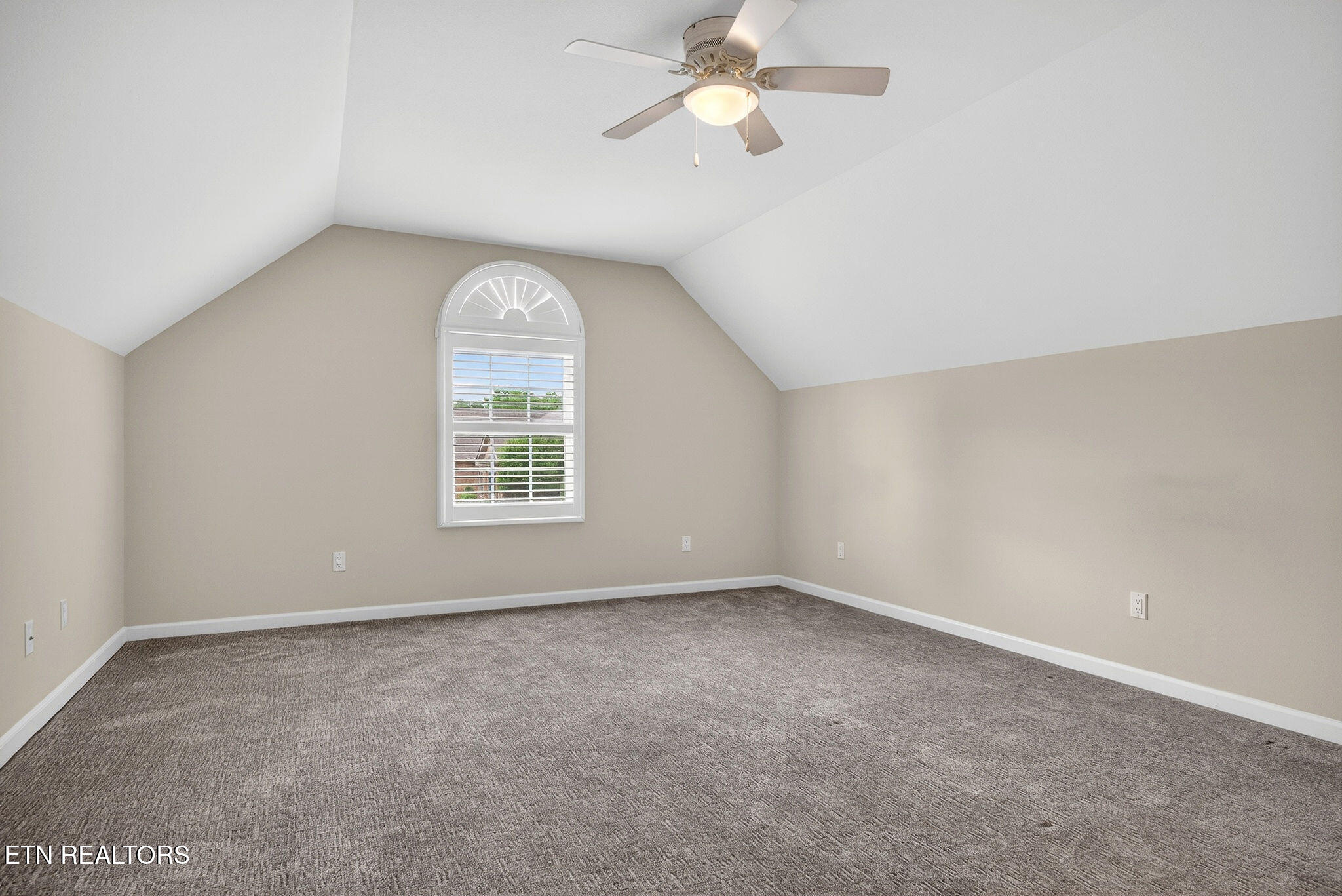 123 Lafayette Point Fairfield Glade TN 38558