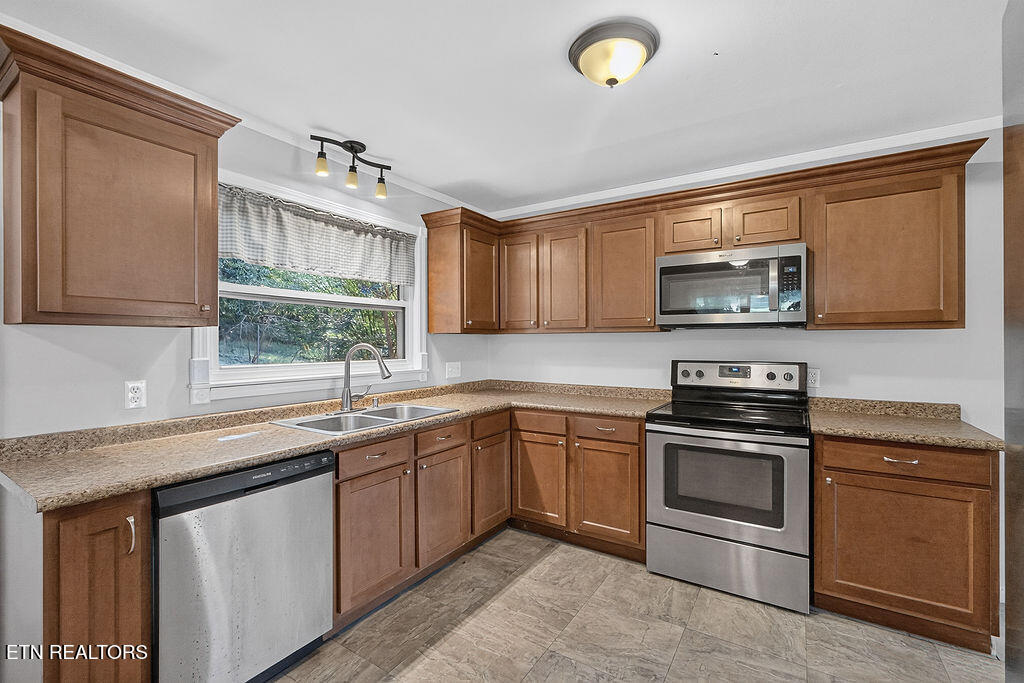 420 Hialeah Drive Knoxville TN 37920