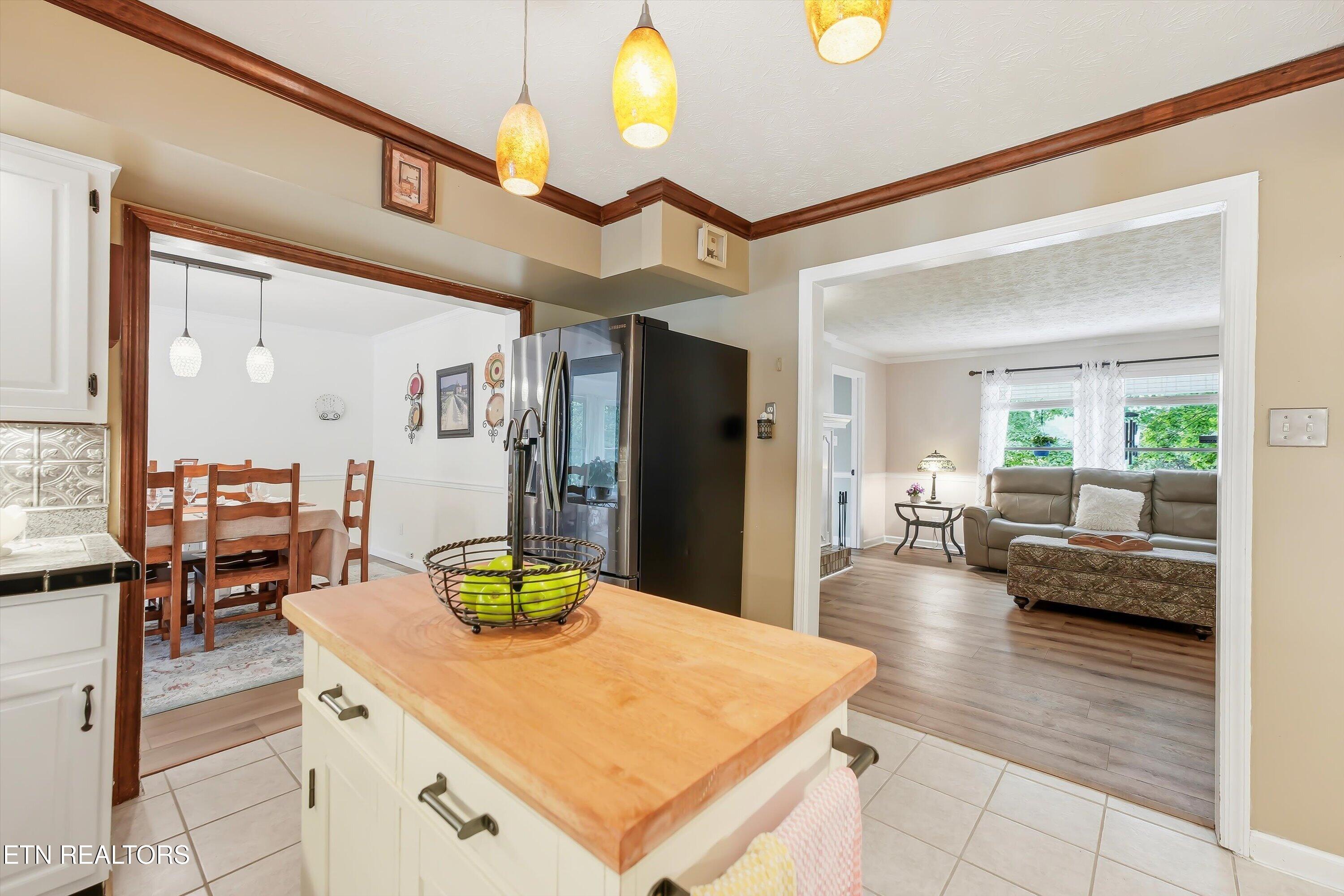 2813 E Emory Road Knoxville TN 37938