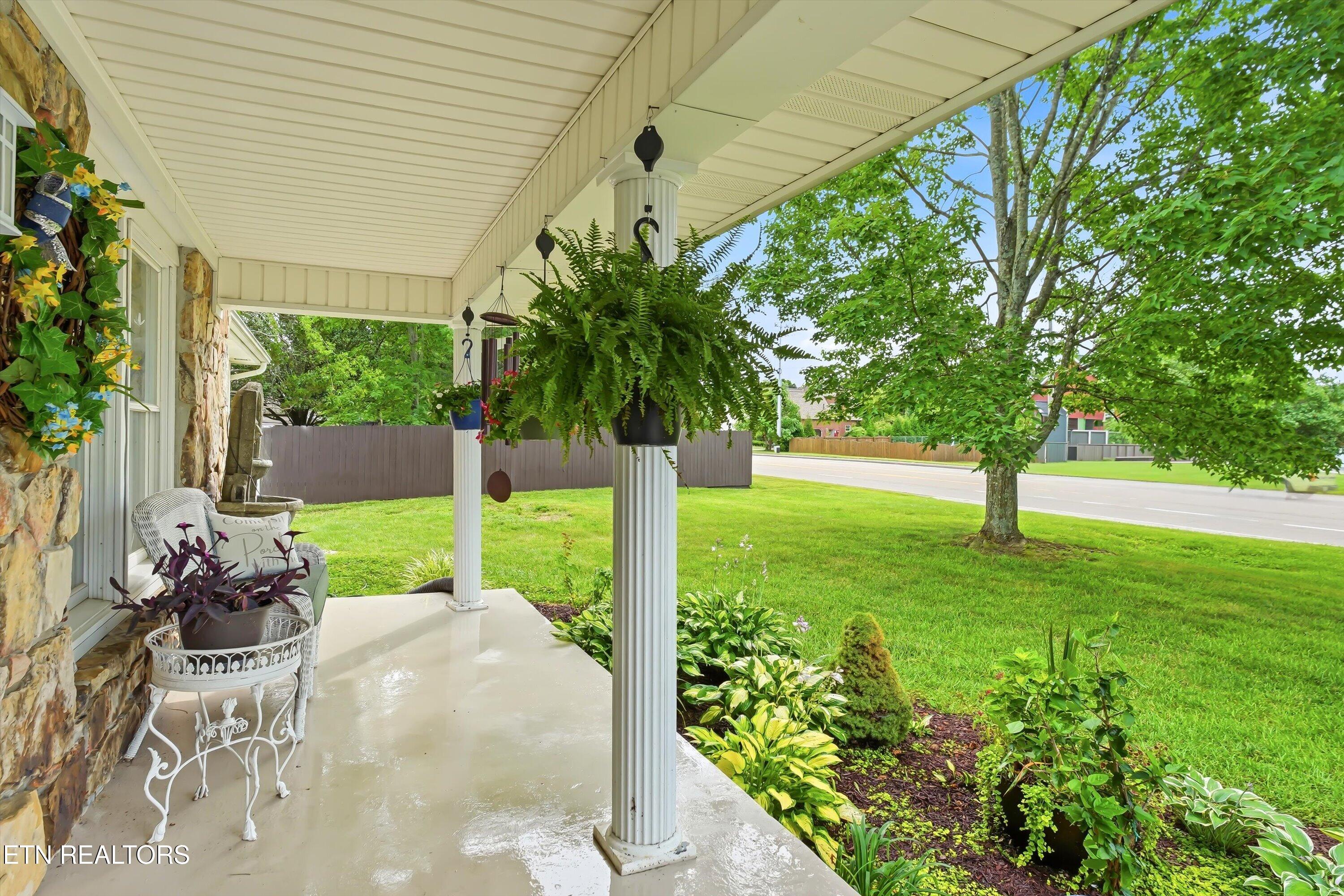 2813 E Emory Road Knoxville TN 37938