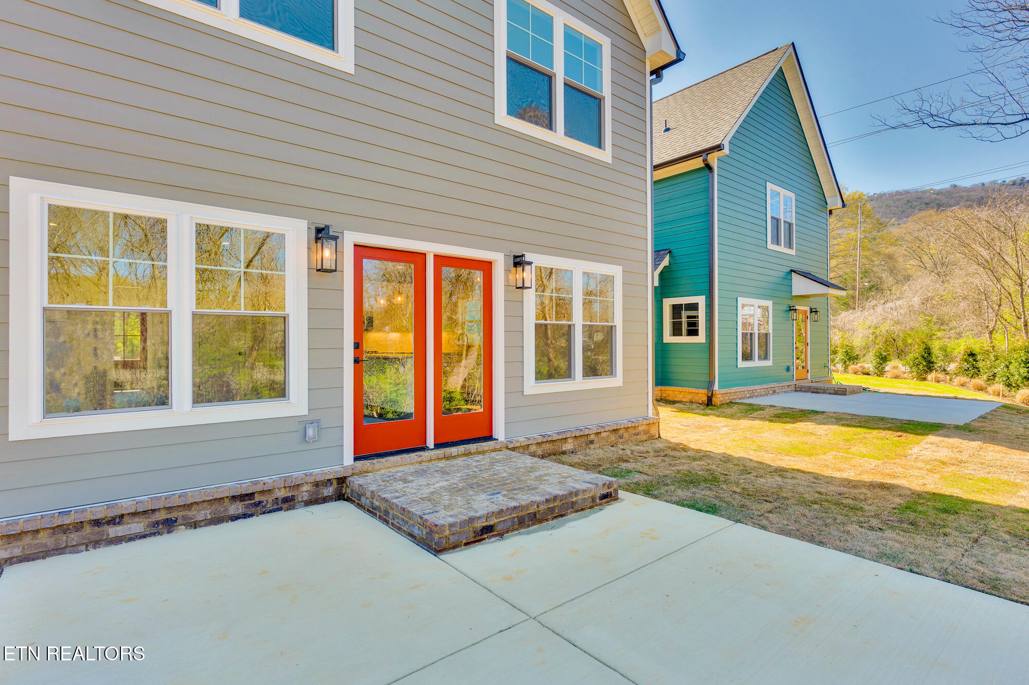 1360 Thomas Avenue Chattanooga TN 37409