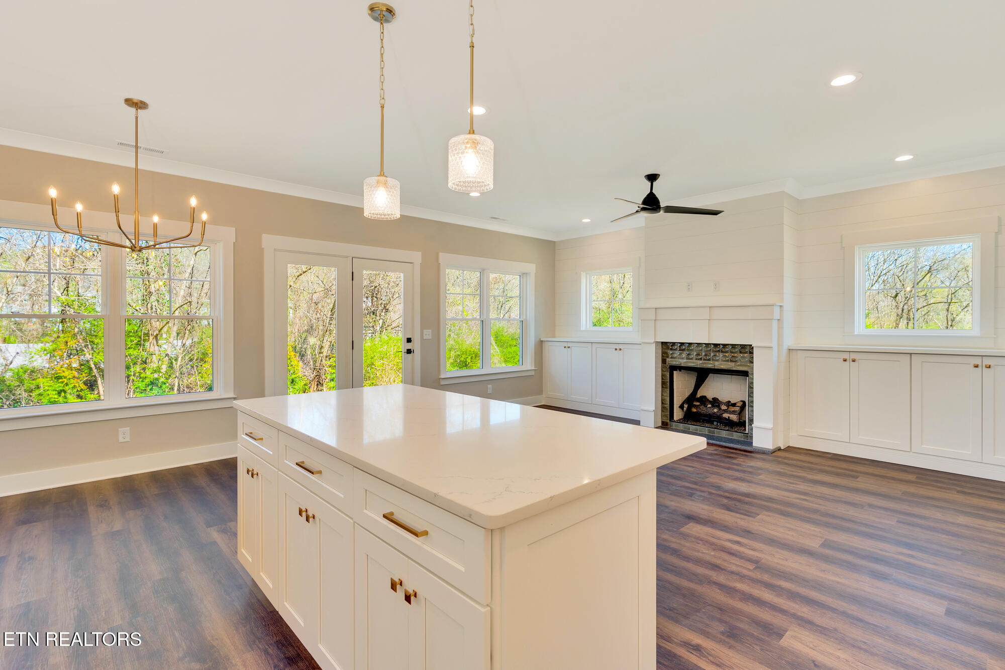 1360 Thomas Avenue Chattanooga TN 37409