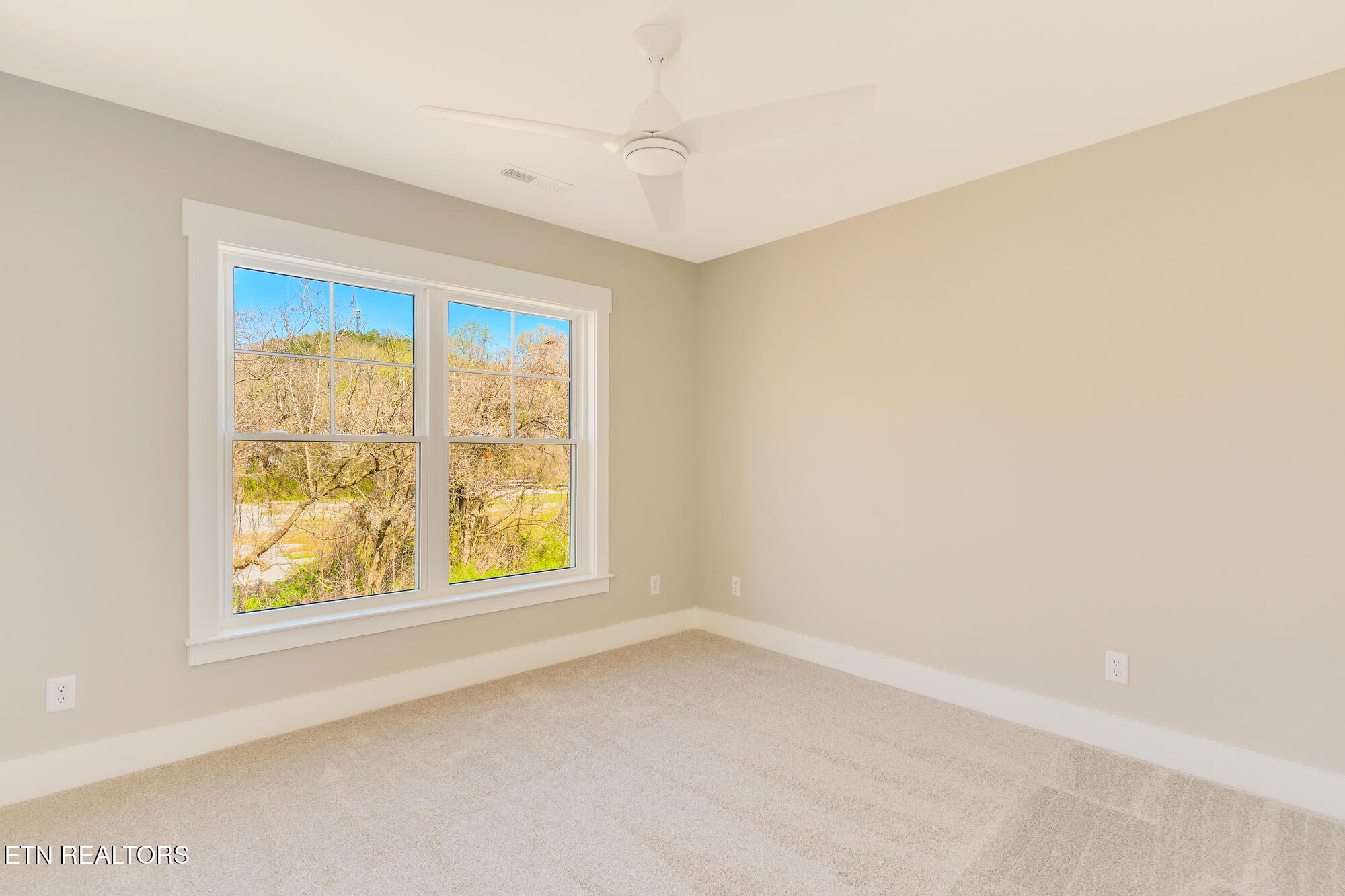 1360 Thomas Avenue Chattanooga TN 37409