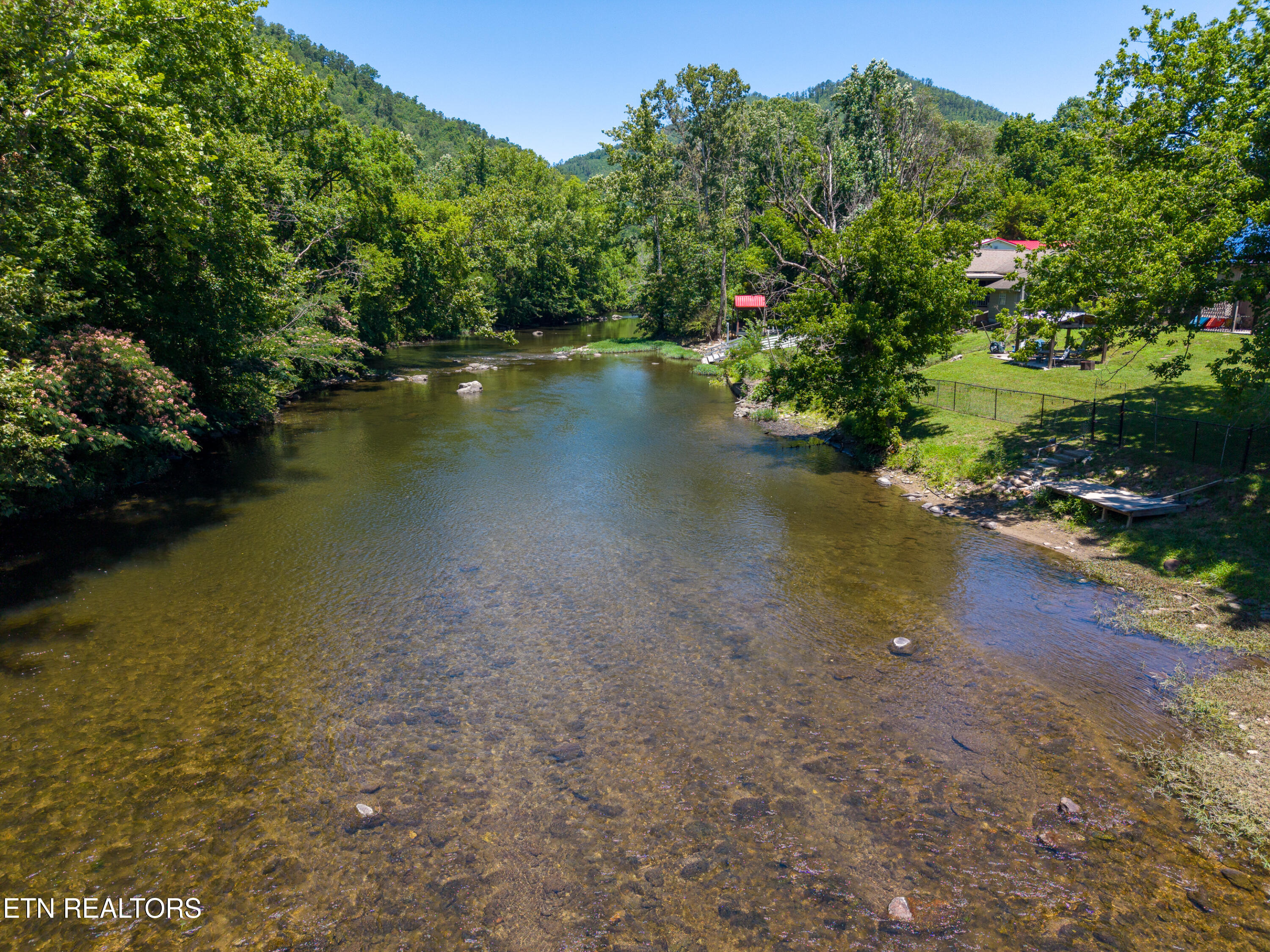 124 E Leatherwood Drive Walland TN 37886