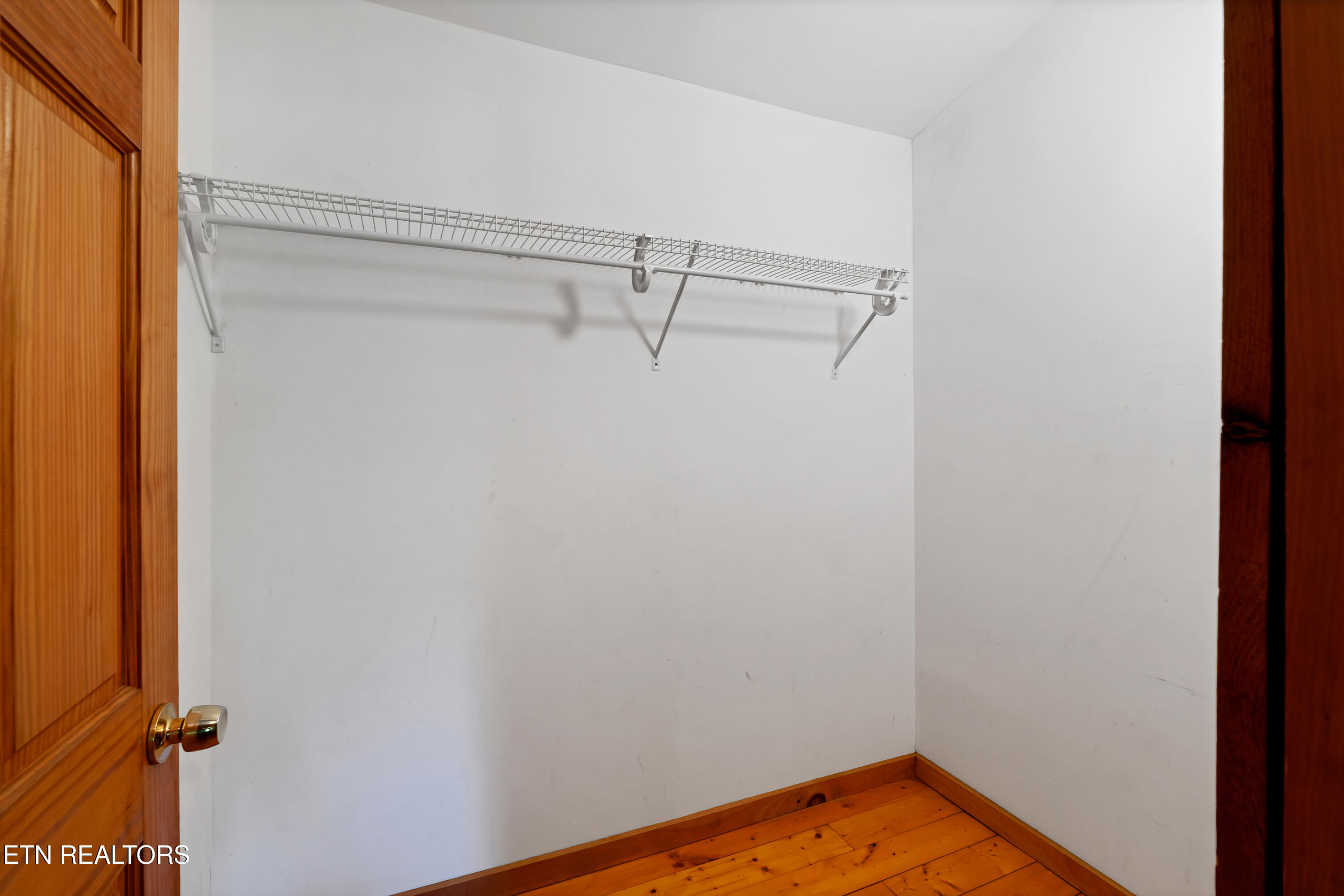 124 E Leatherwood Drive Walland TN 37886