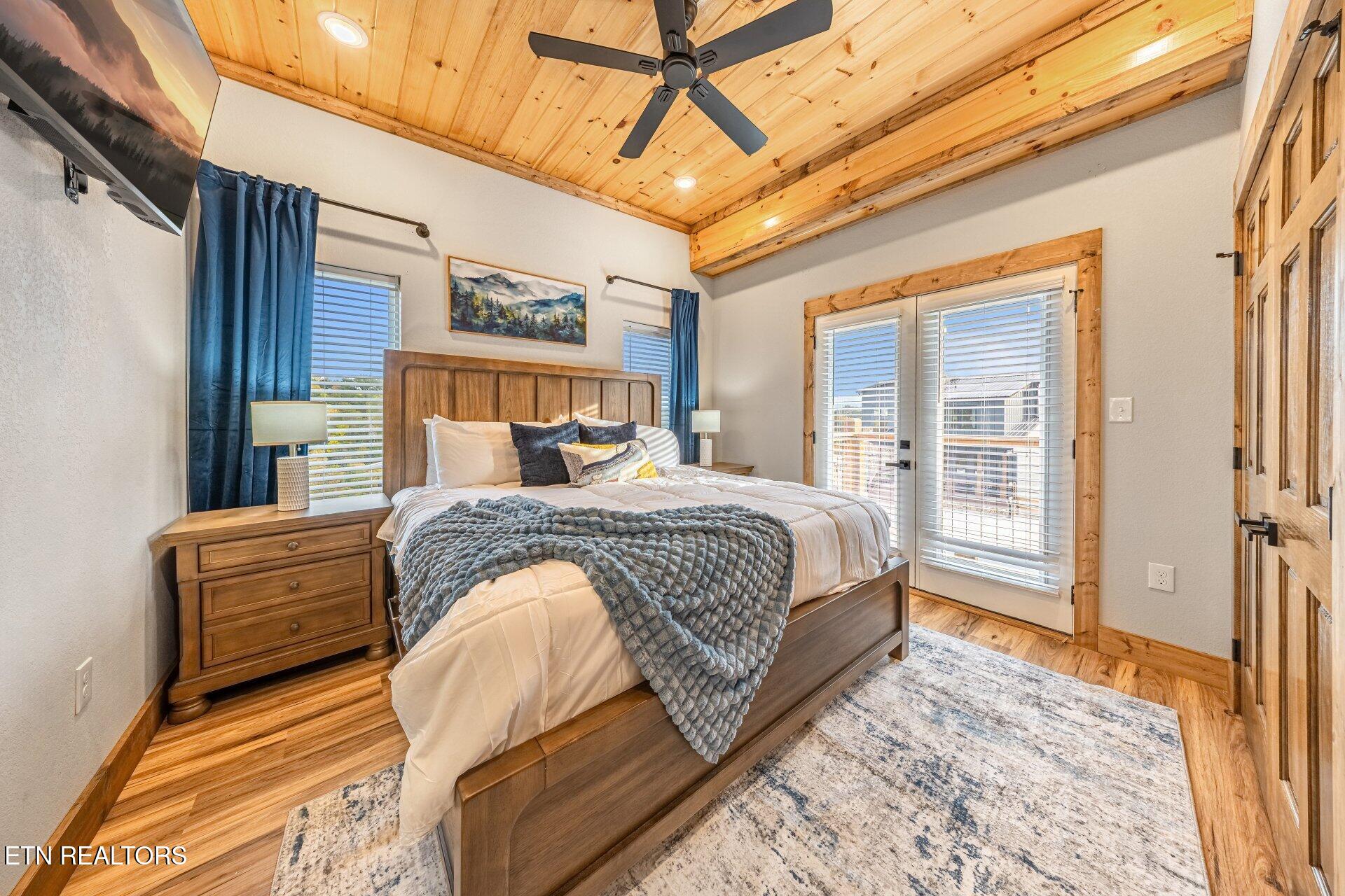 752 Bullwinkle Way Sevierville TN 37862