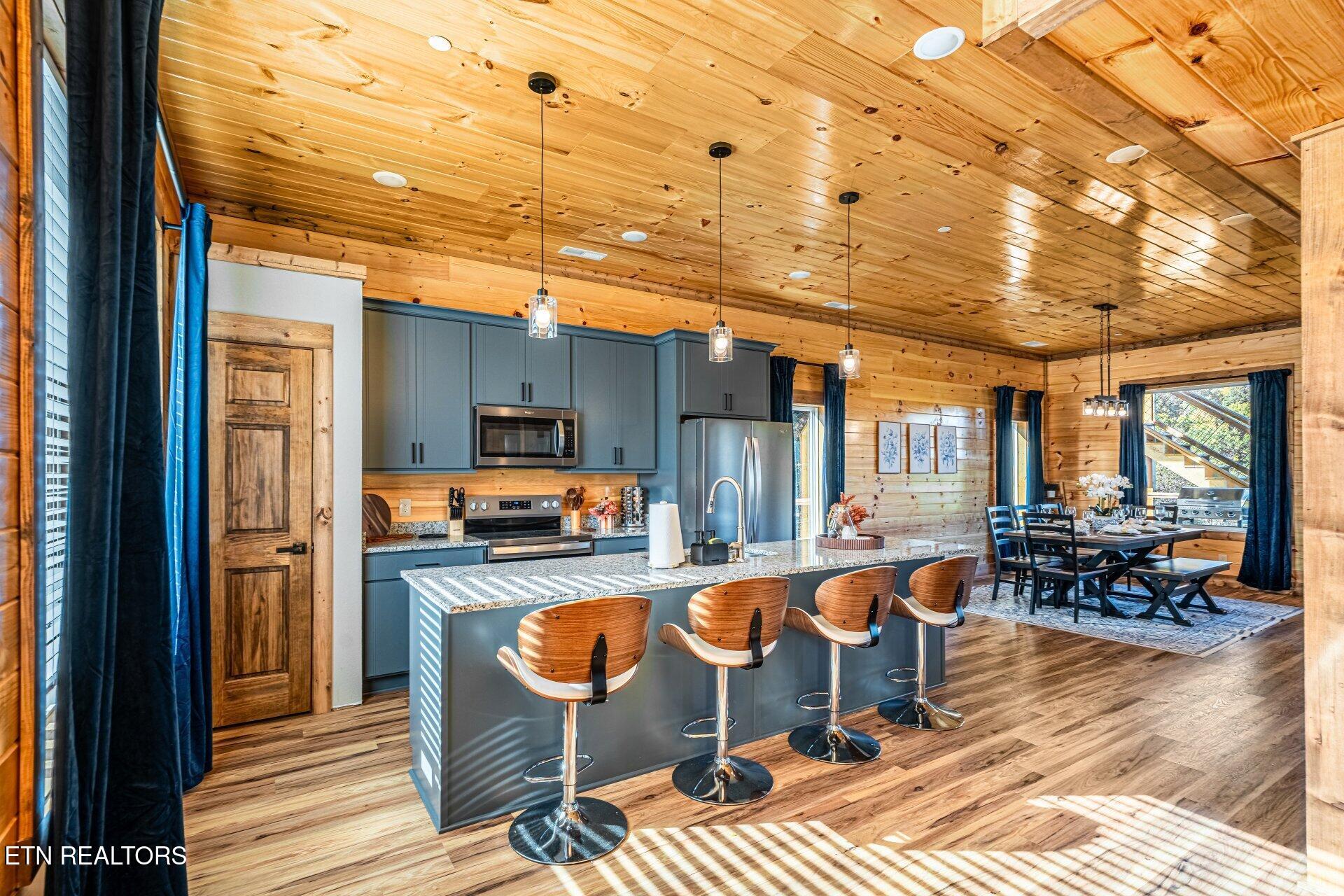 752 Bullwinkle Way Sevierville TN 37862