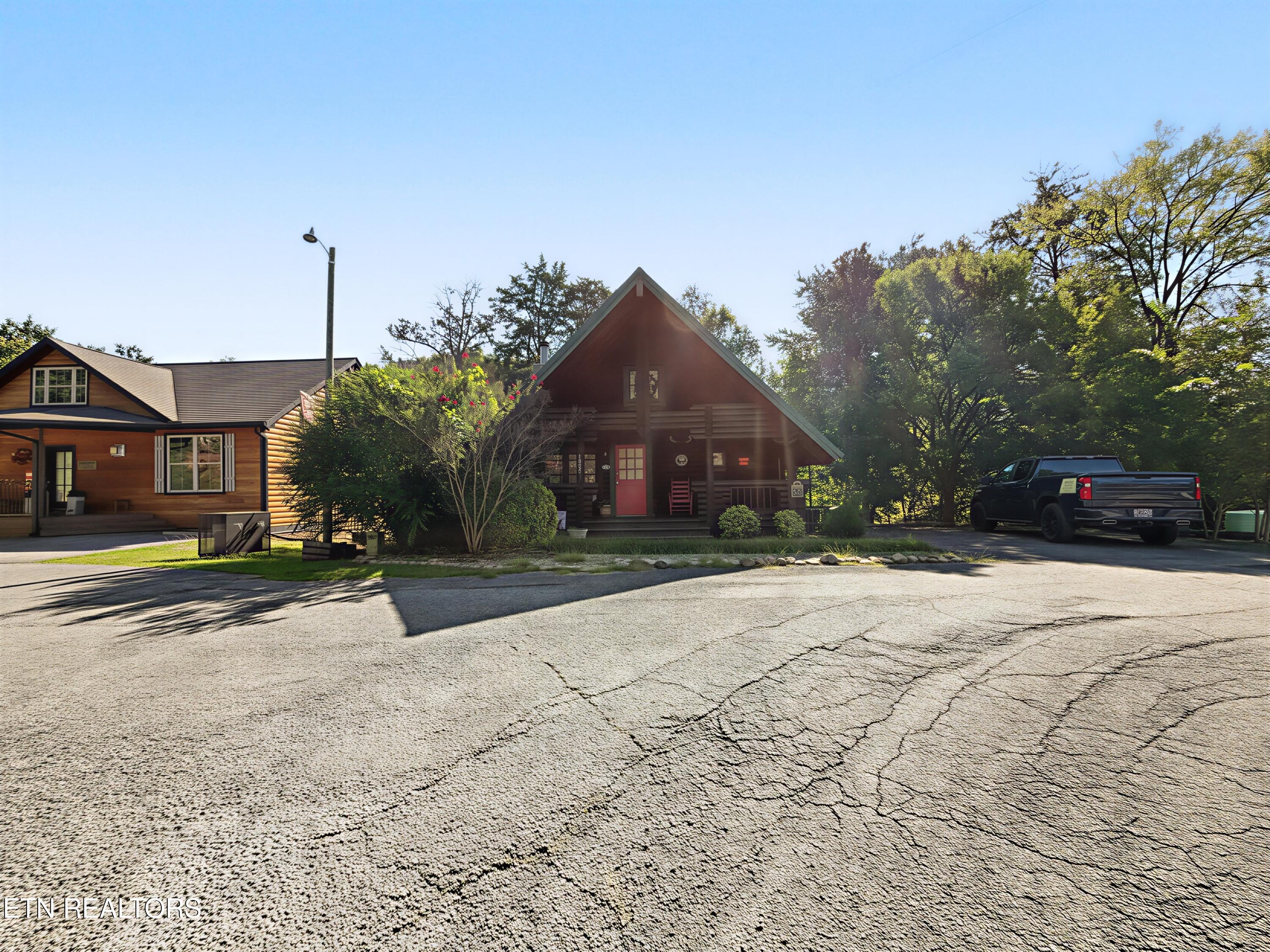 1020 Walini Way Sevierville TN 37876