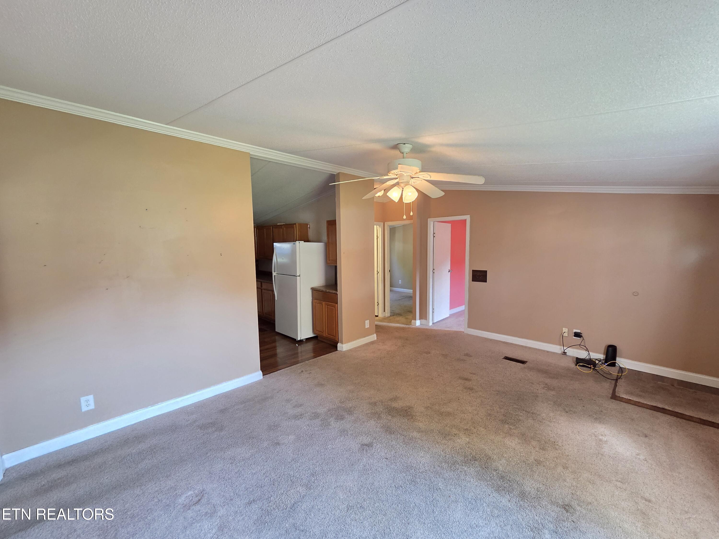 2262 Mentor Road Louisville TN 37777