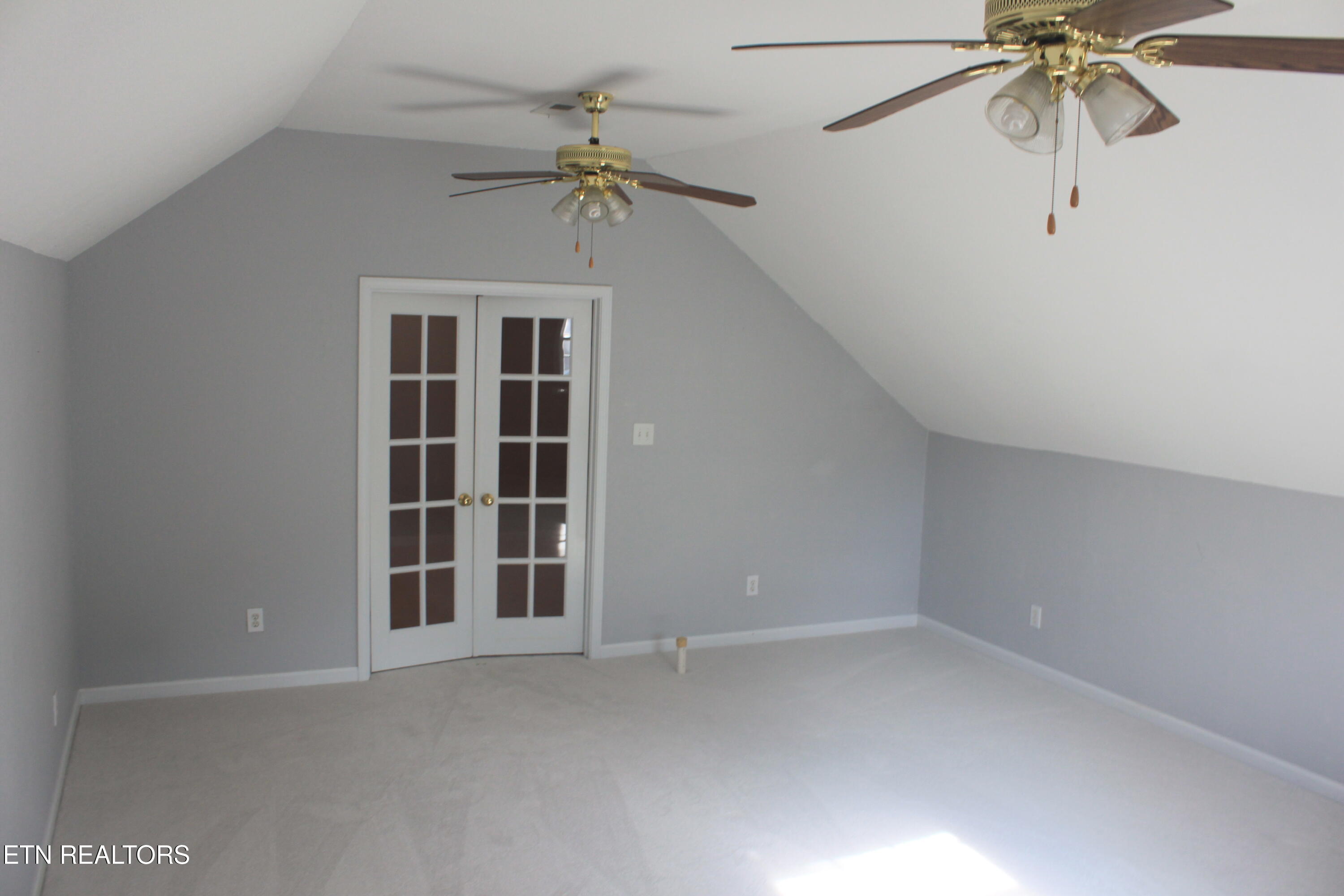172 Depew Drive Loudon TN 37774