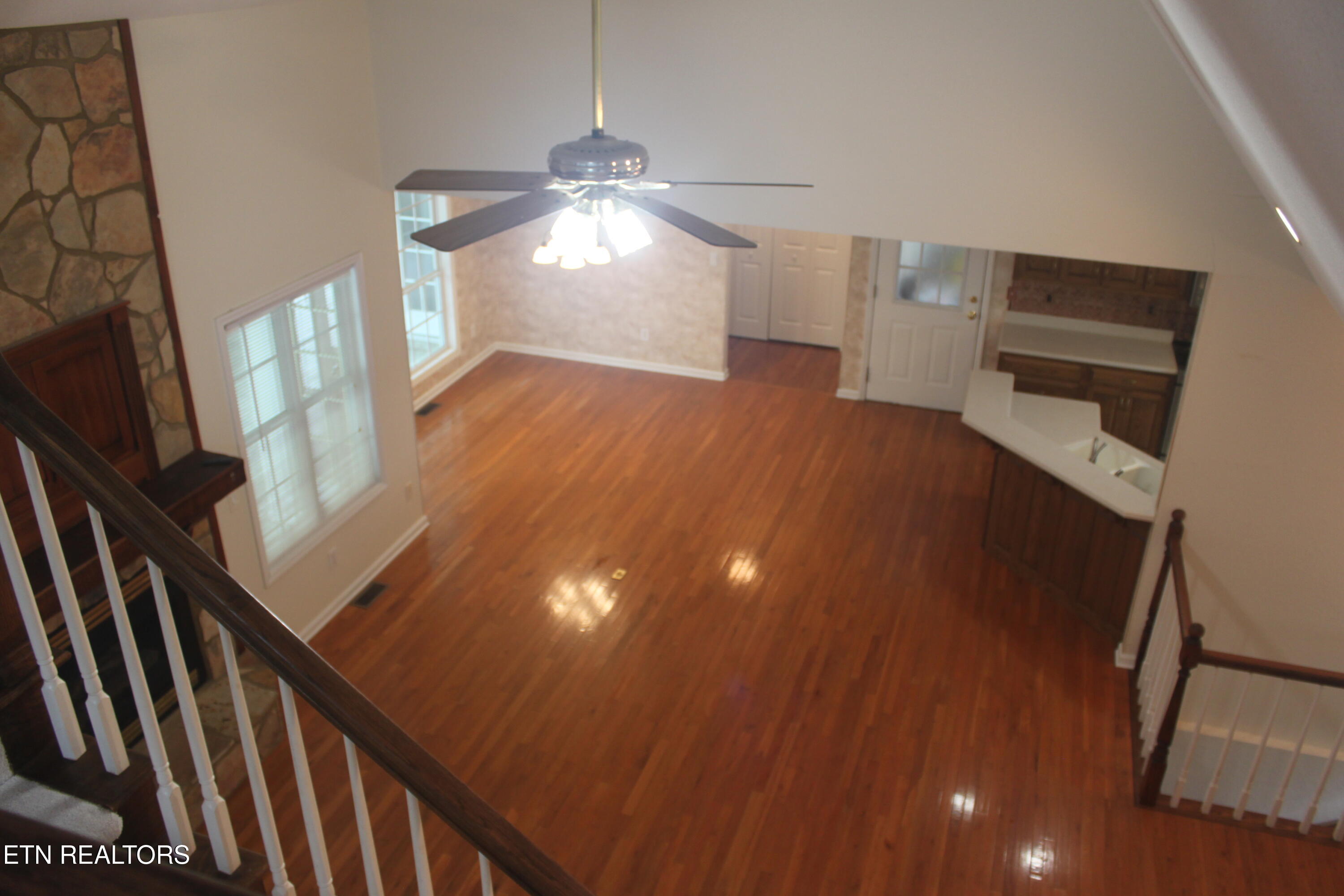 172 Depew Drive Loudon TN 37774