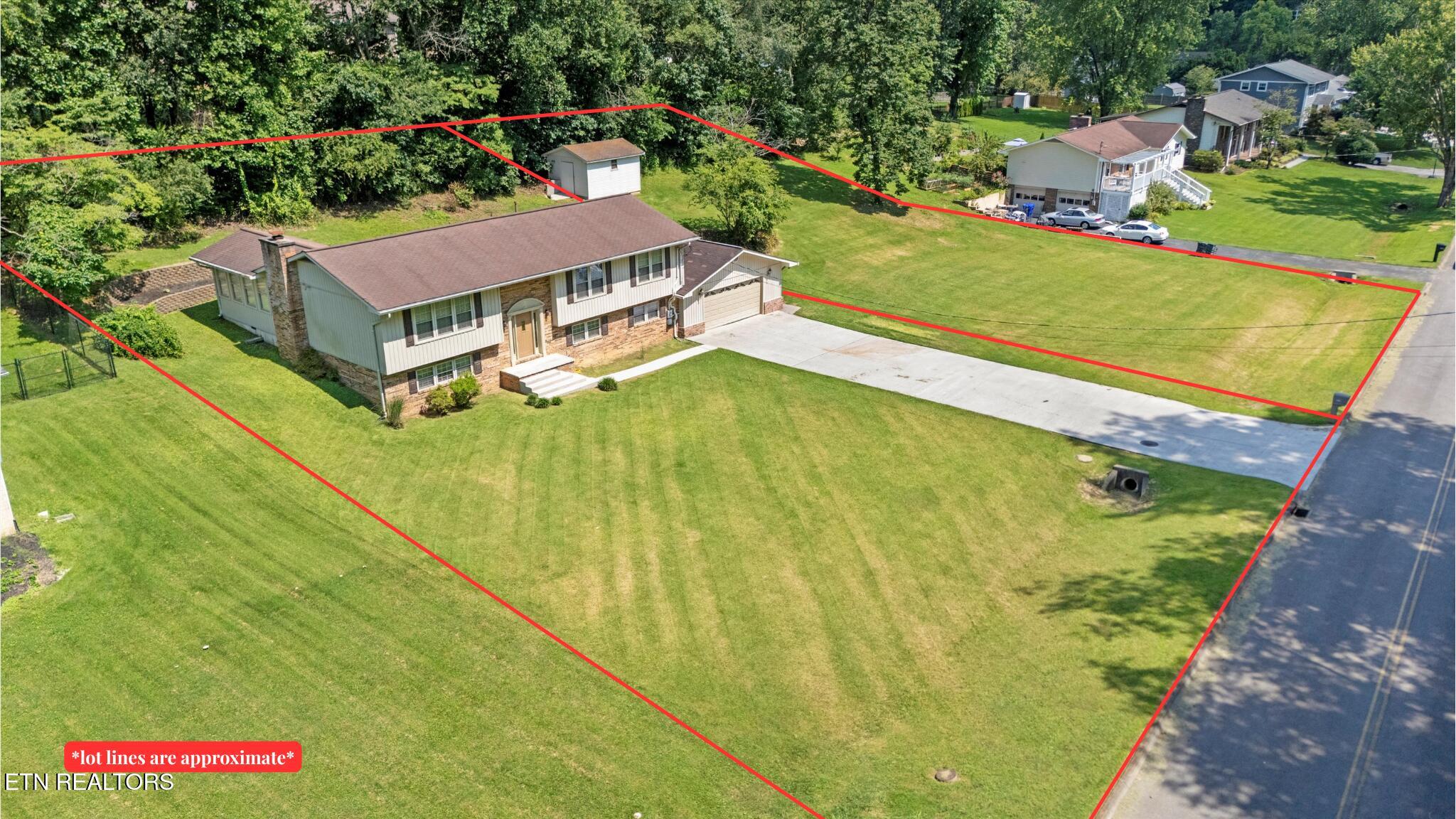 622 Woodland Drive Clinton TN 37716