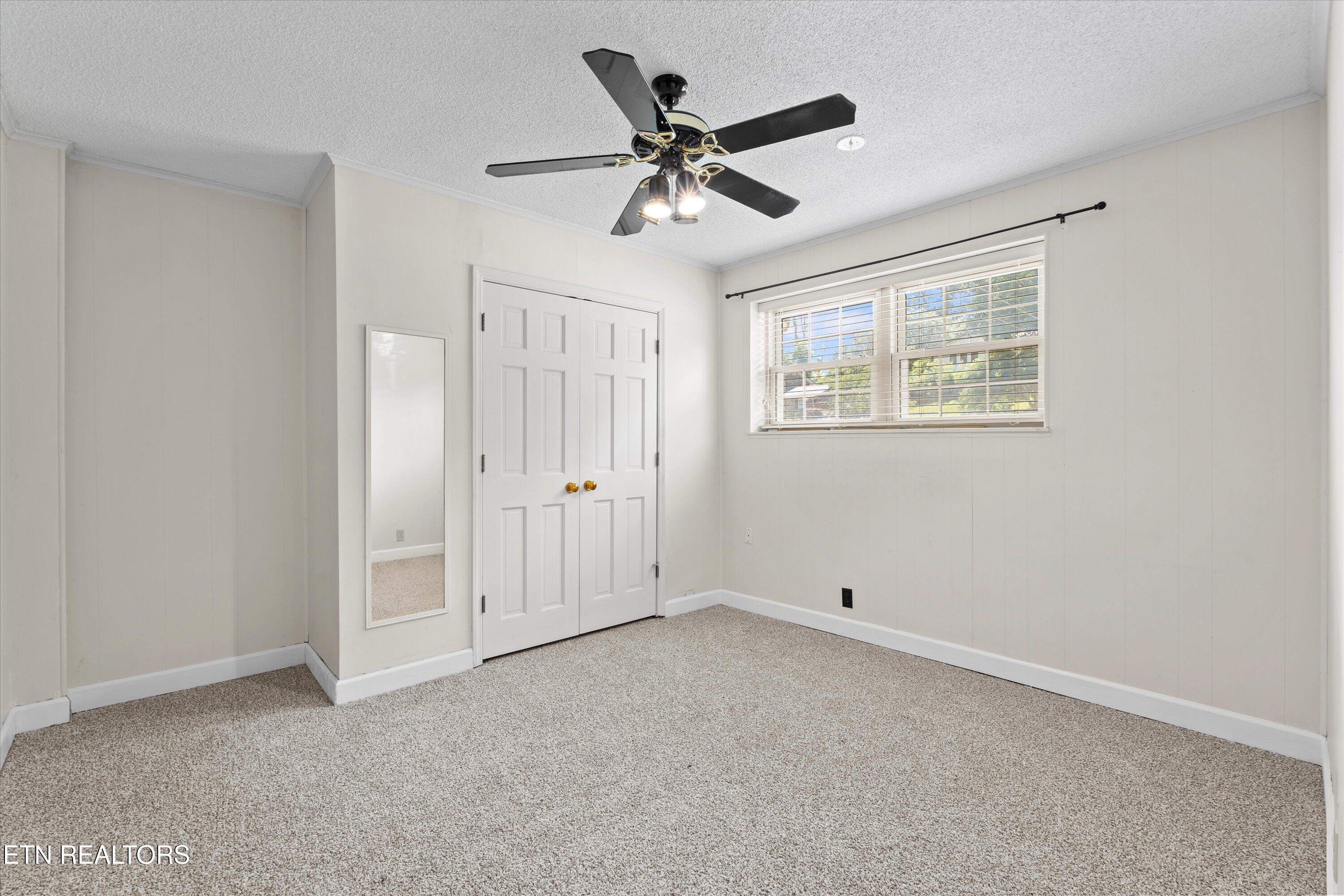 622 Woodland Drive Clinton TN 37716