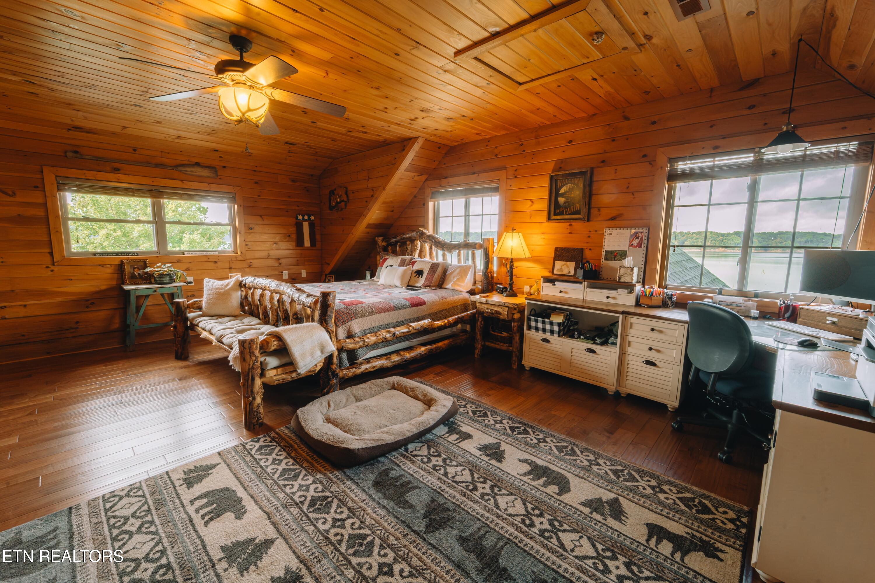 2118 Stone Harbor Drive Dandridge TN 37725