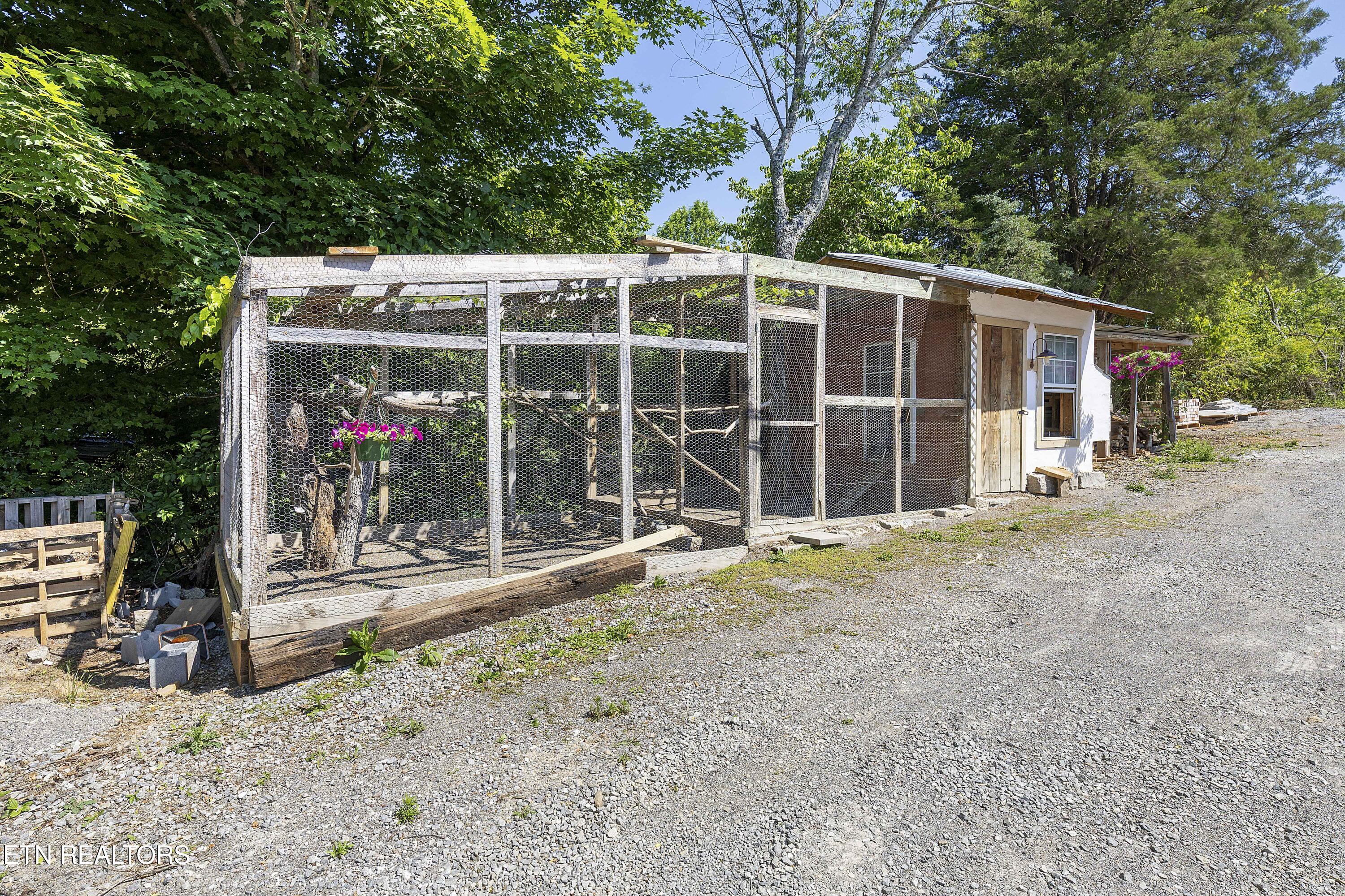 2589 Highway 70 E Lenoir City TN 37772