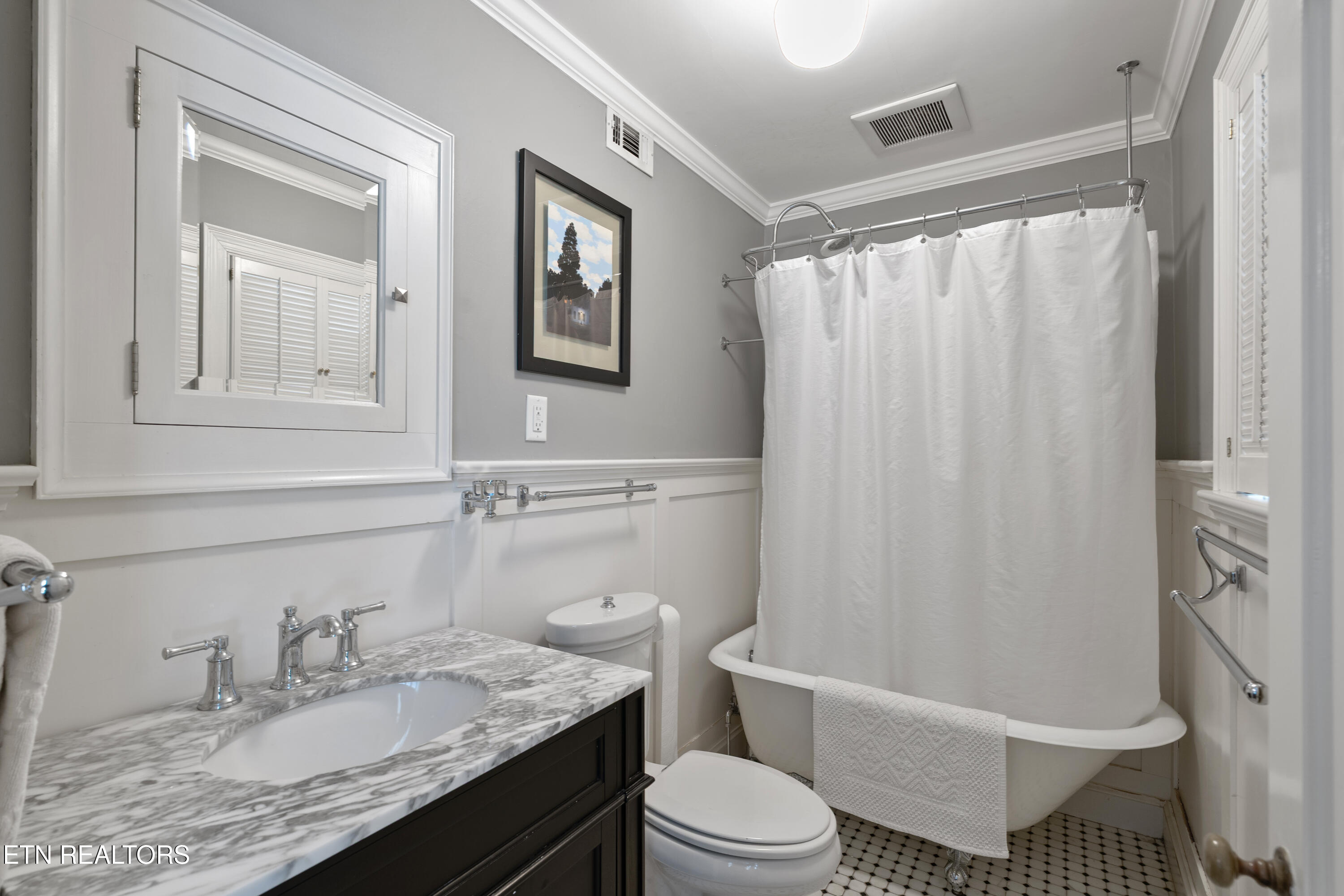 1005 Kenesaw Avenue Knoxville TN 37919