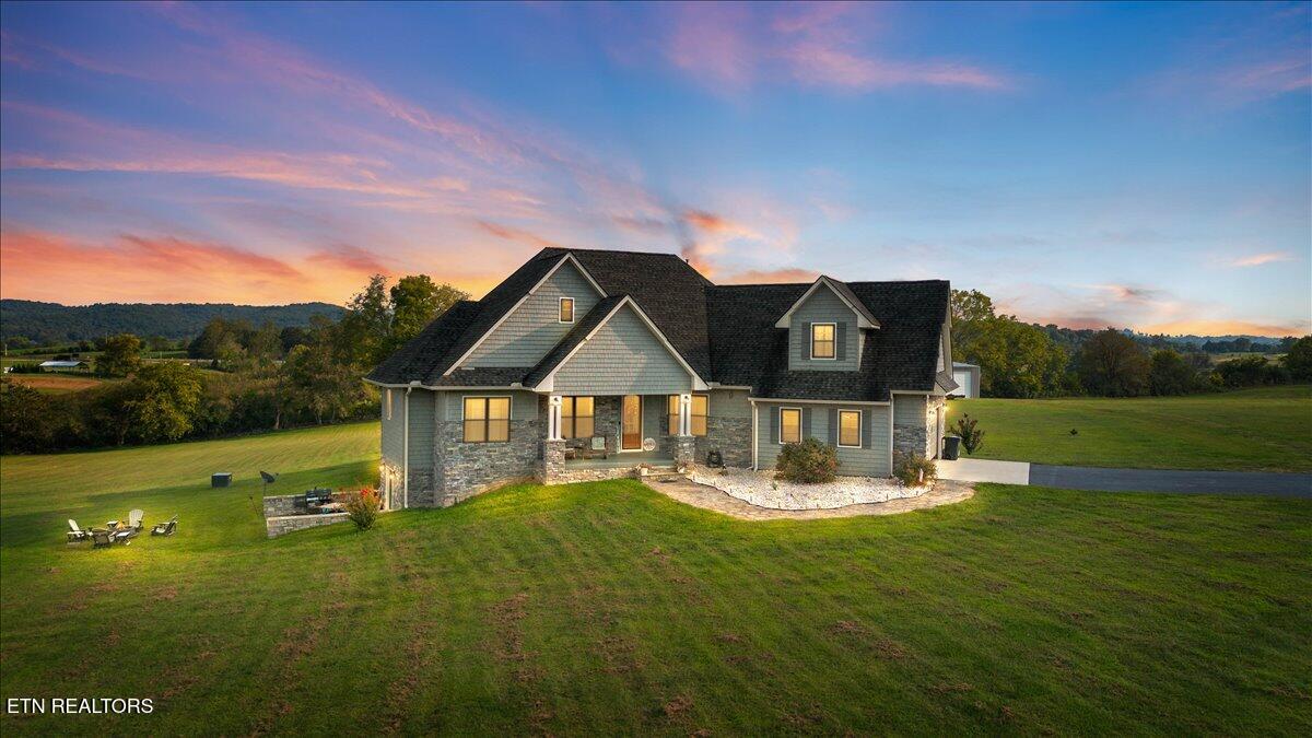 1126 Cross Valley Road Lafollette TN 37766