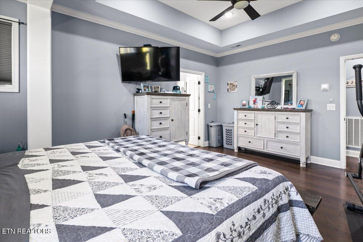 1126 Cross Valley Road Lafollette TN 37766