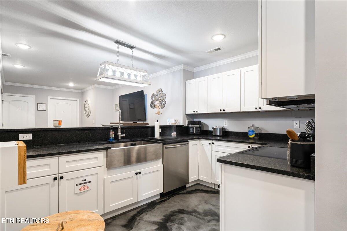 1126 Cross Valley Road Lafollette TN 37766