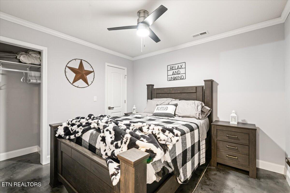 1126 Cross Valley Road Lafollette TN 37766
