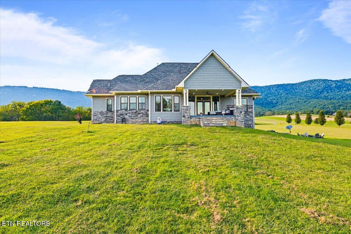 1126 Cross Valley Road Lafollette TN 37766