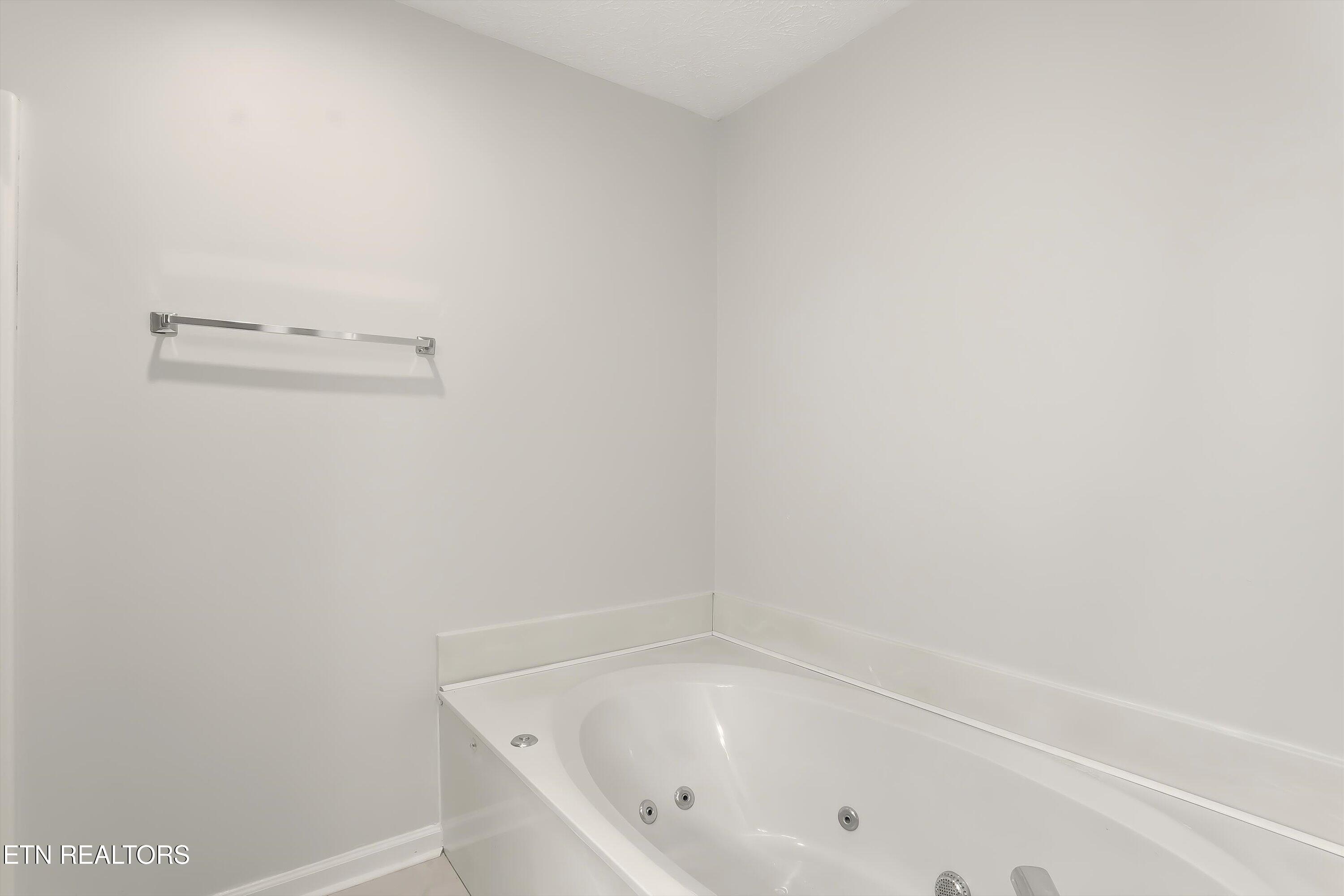 8500 E Cypress Lake Drive Knoxville TN 37923