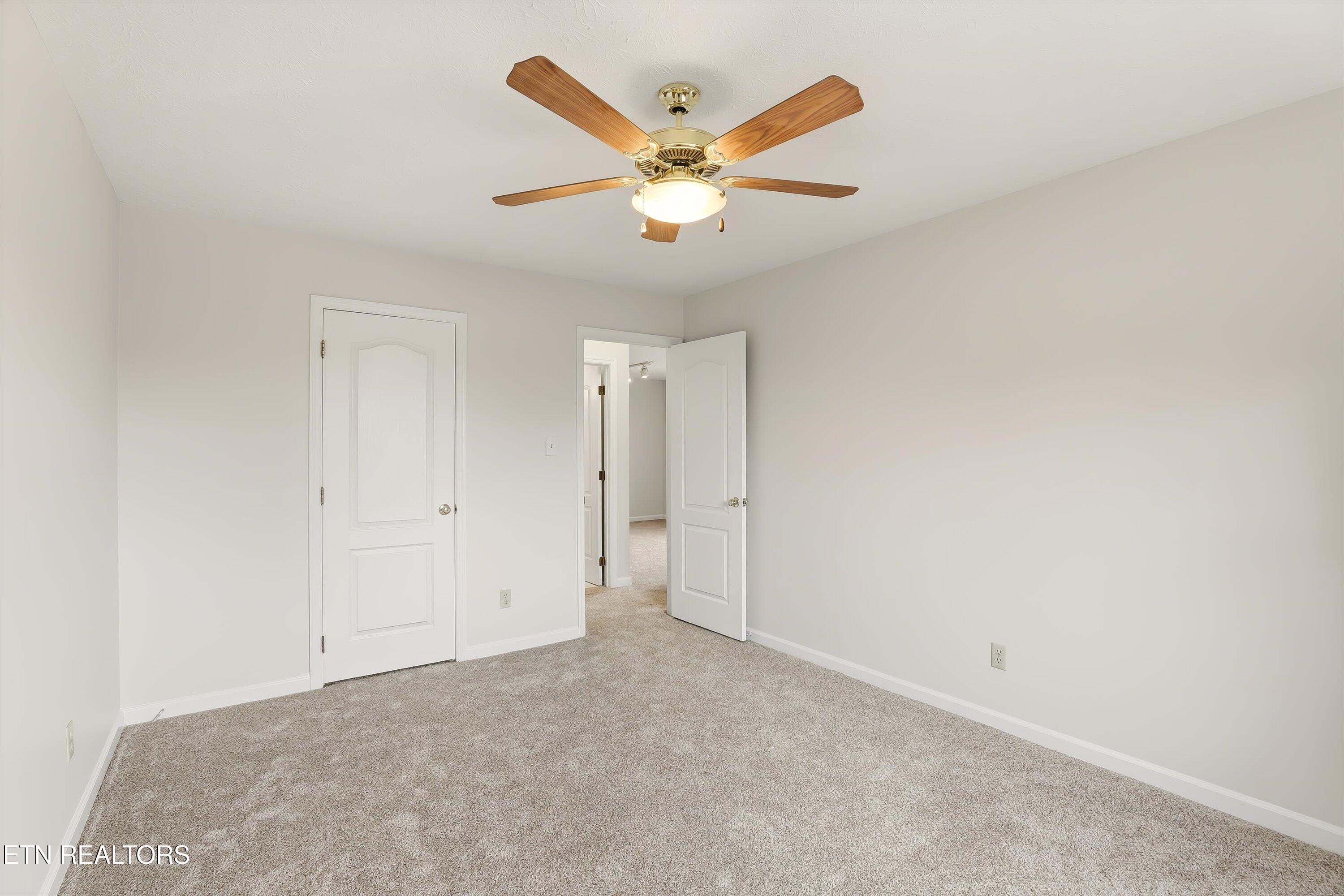 8500 E Cypress Lake Drive Knoxville TN 37923