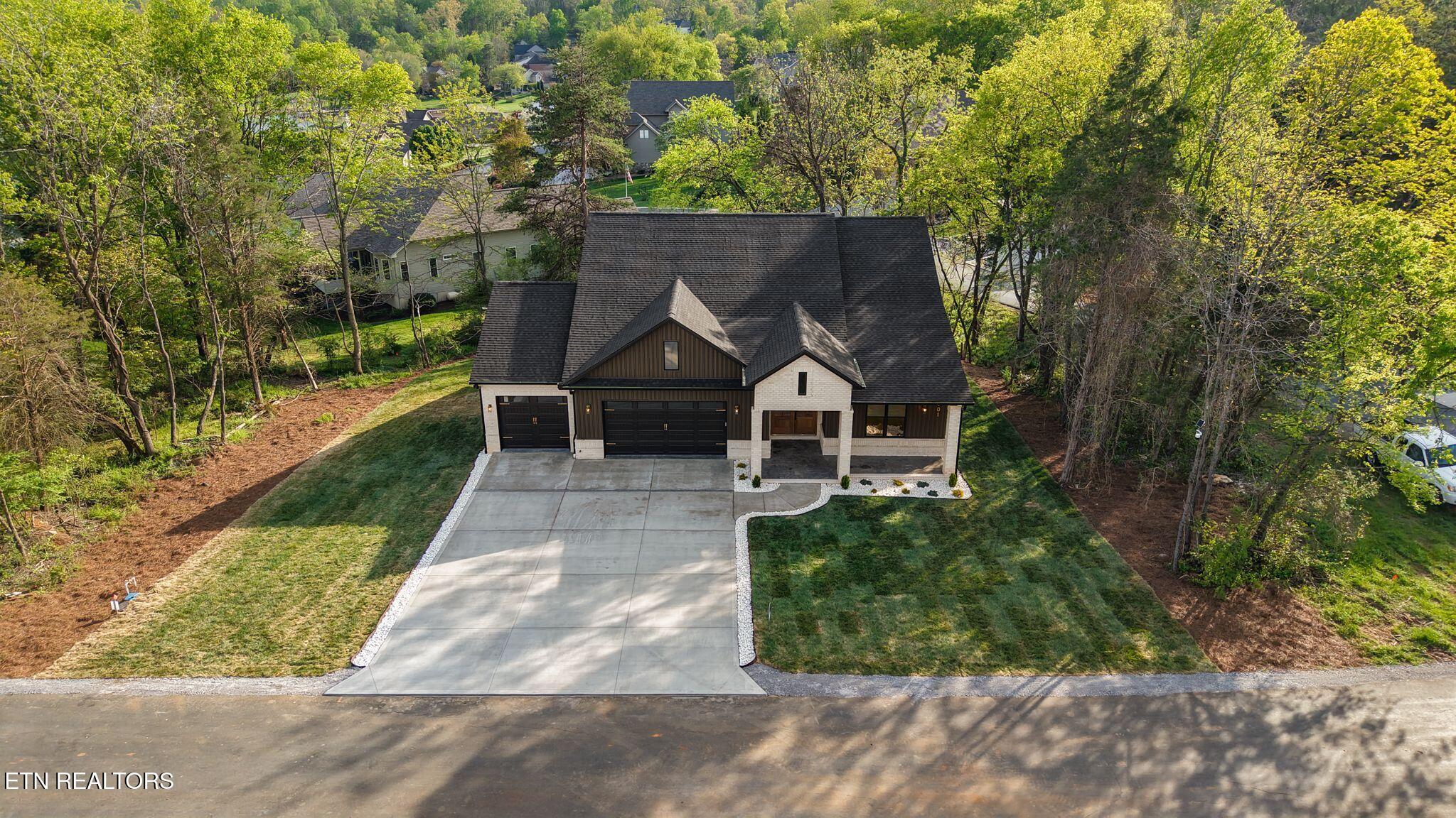 501 Dudala Circle Loudon TN 37774