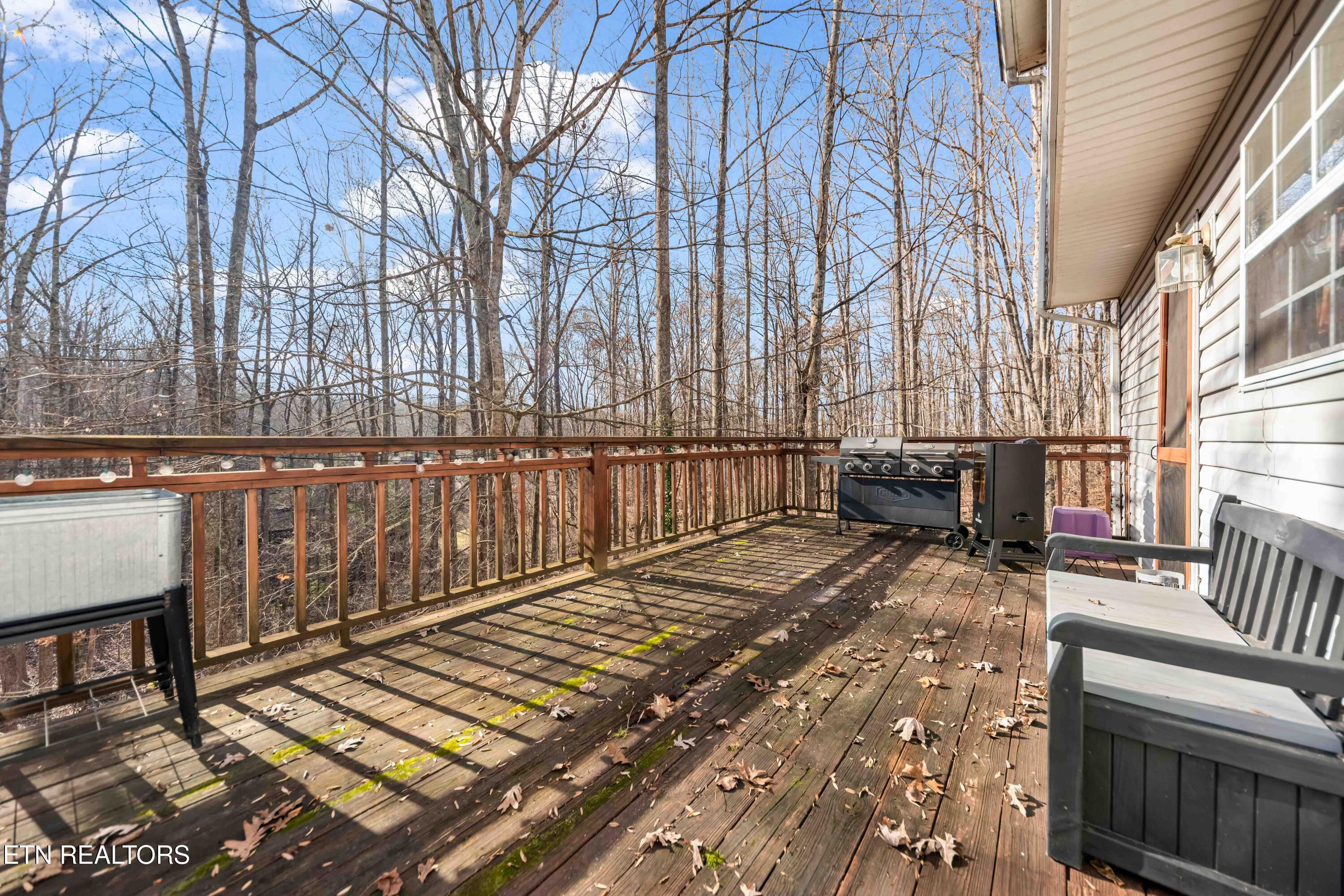 153 Autumn Drive Clinton TN 37716