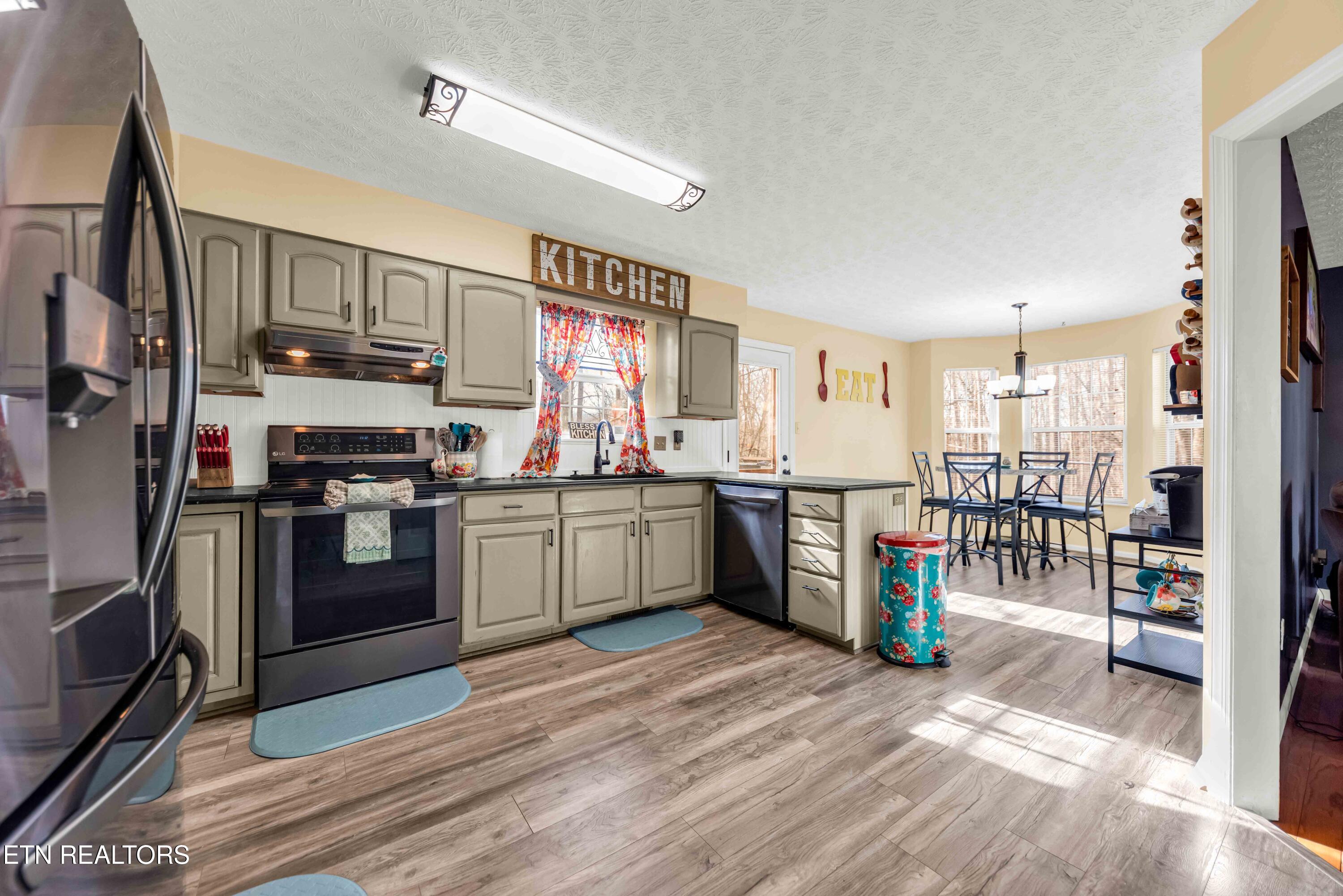 153 Autumn Drive Clinton TN 37716