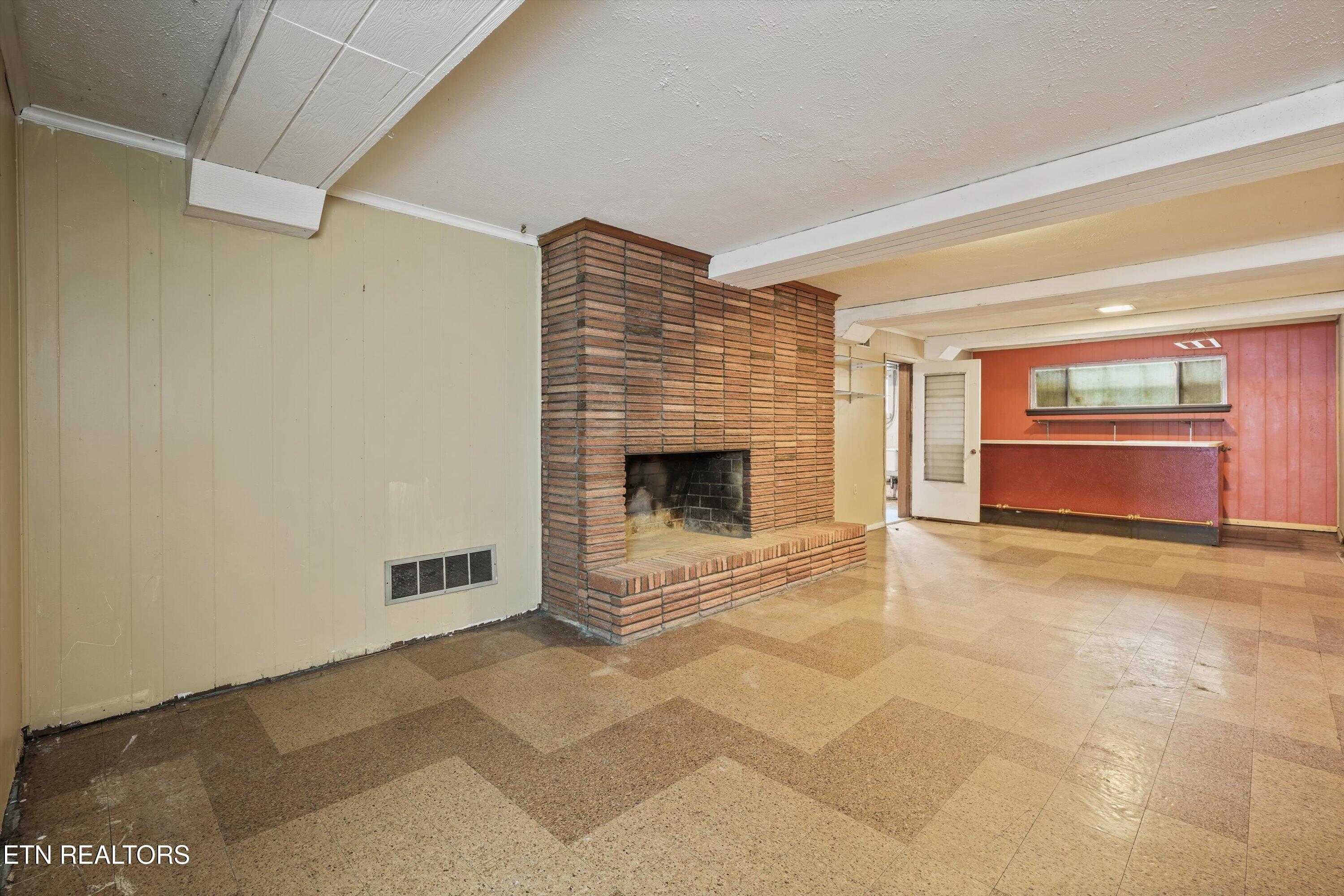 210 Sutton Lane Knoxville TN 37909
