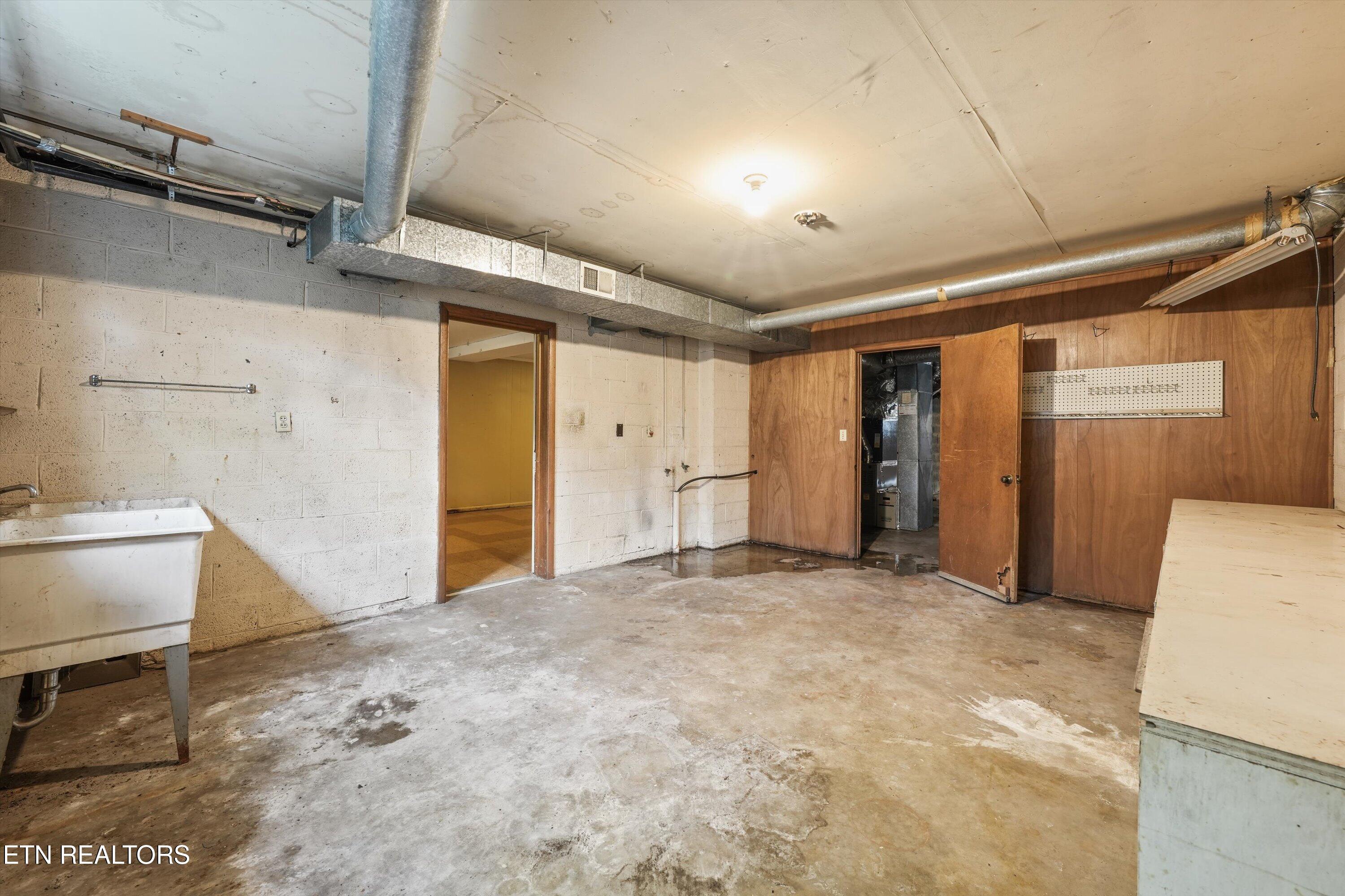 210 Sutton Lane Knoxville TN 37909