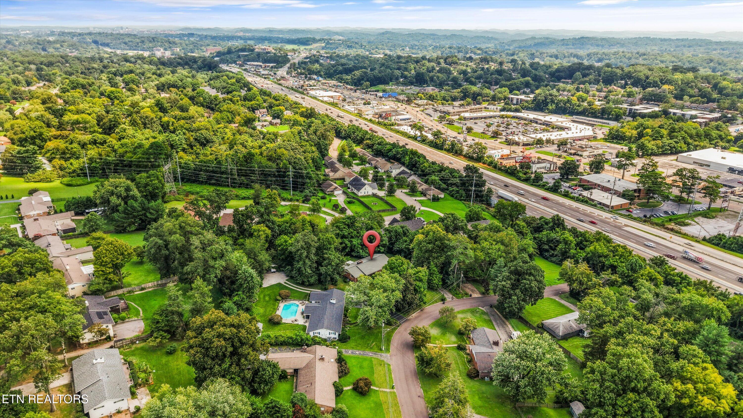 210 Sutton Lane Knoxville TN 37909