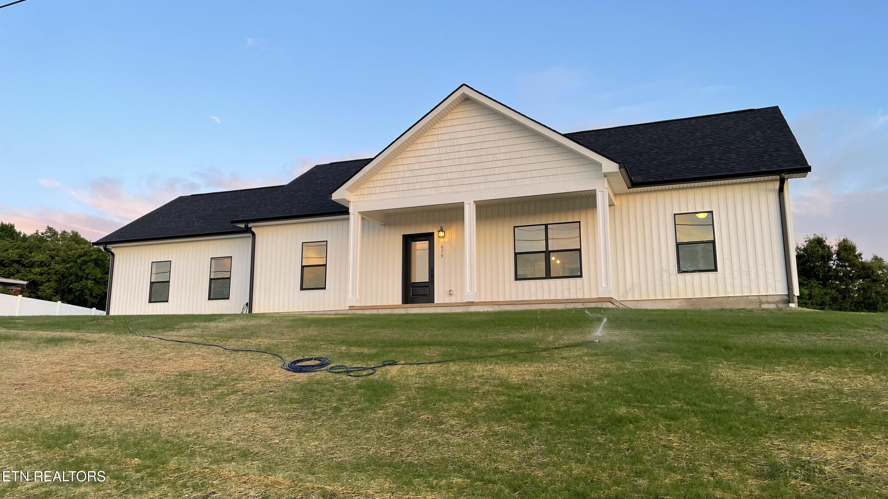679 Privet Drive Dandridge TN 37725
