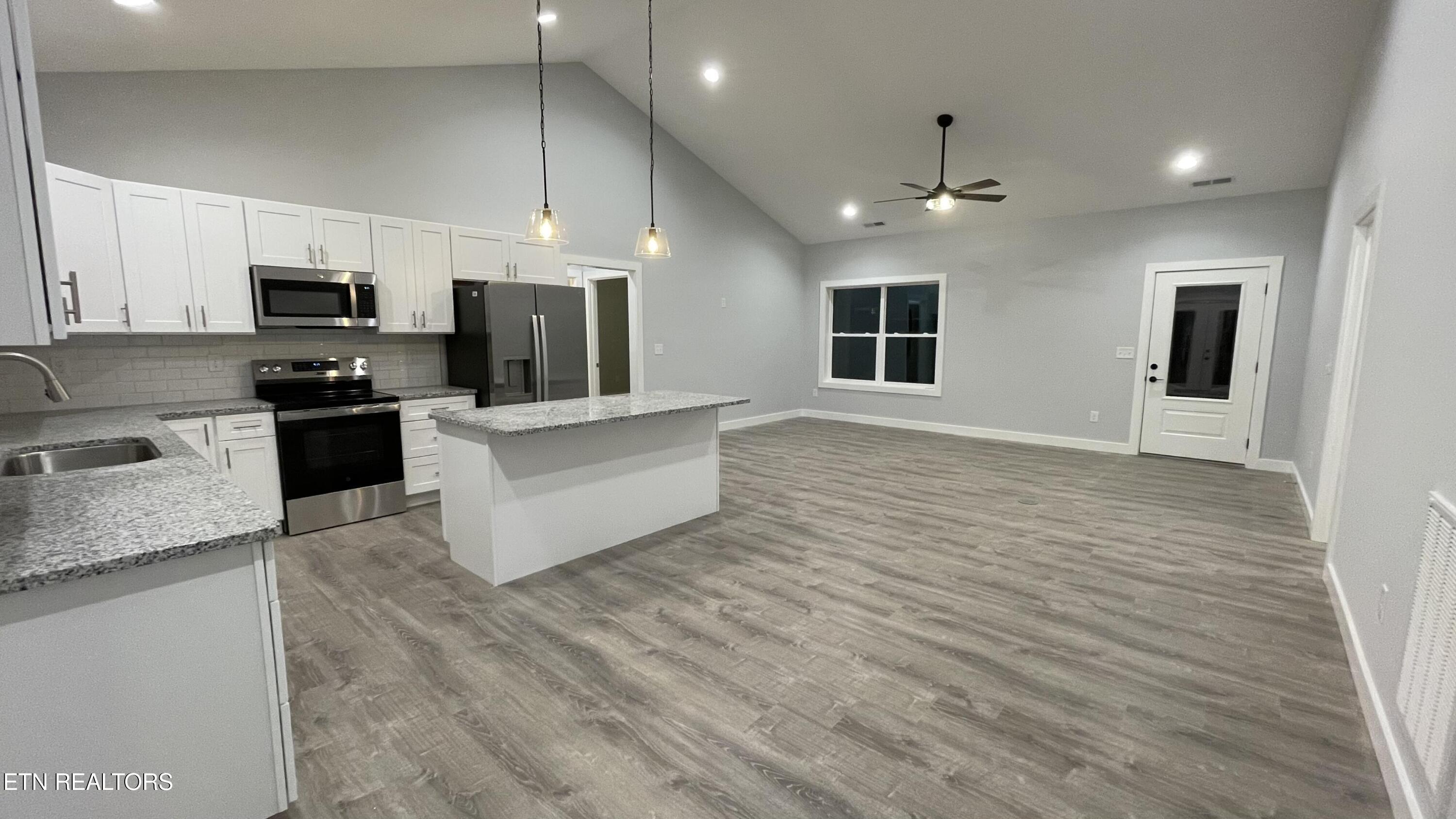 679 Privet Drive Dandridge TN 37725