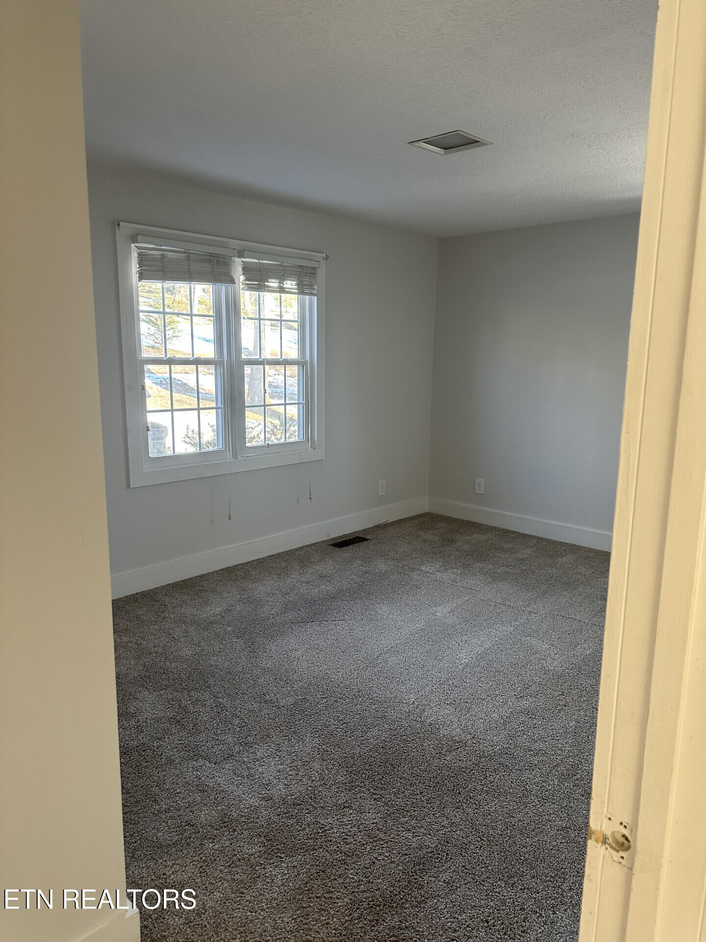 142 W Norris Road Norris TN 37828