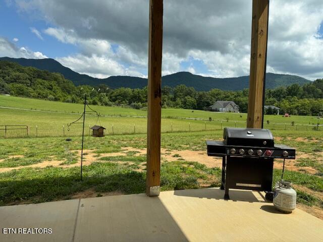174 County Line Road Dandridge TN 37725
