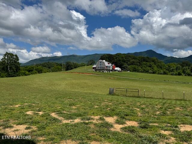 174 County Line Road Dandridge TN 37725